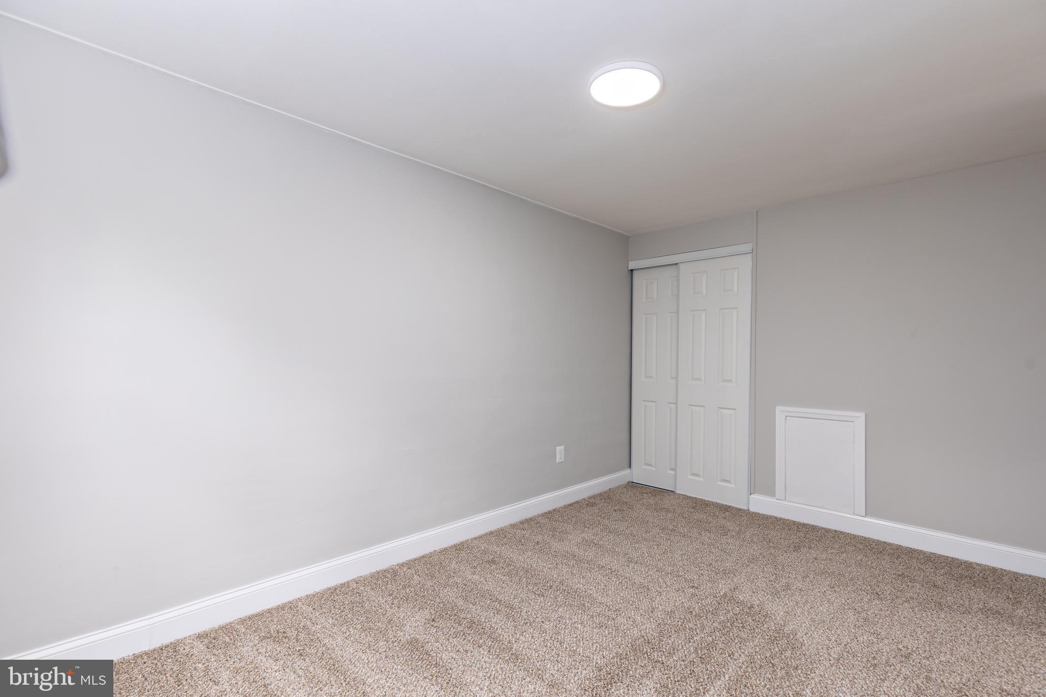 RIVERVIEW - Residential