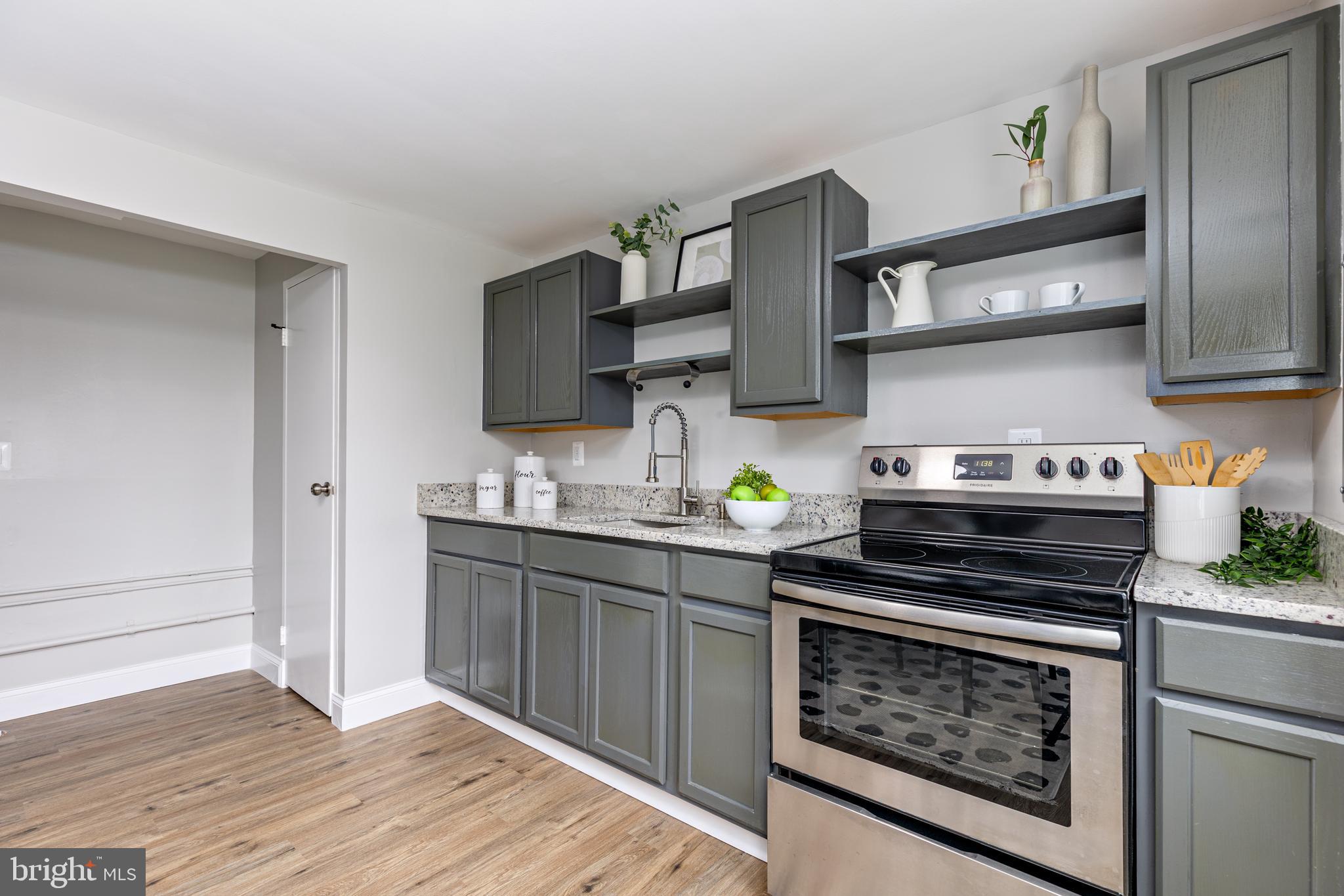 RIVERVIEW - Residential