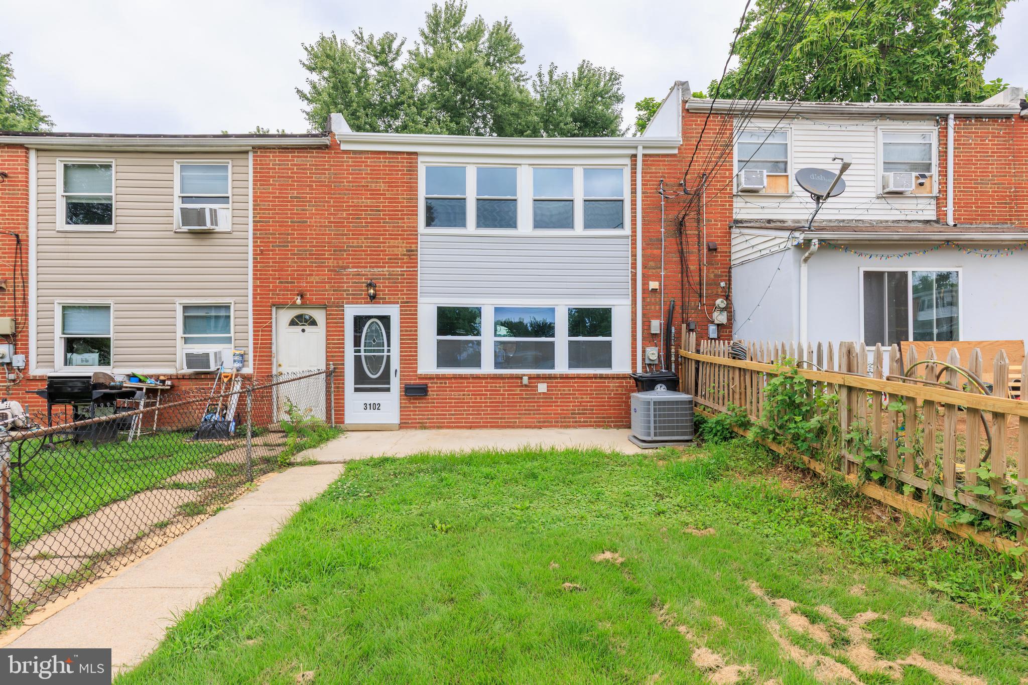 RIVERVIEW - Residential