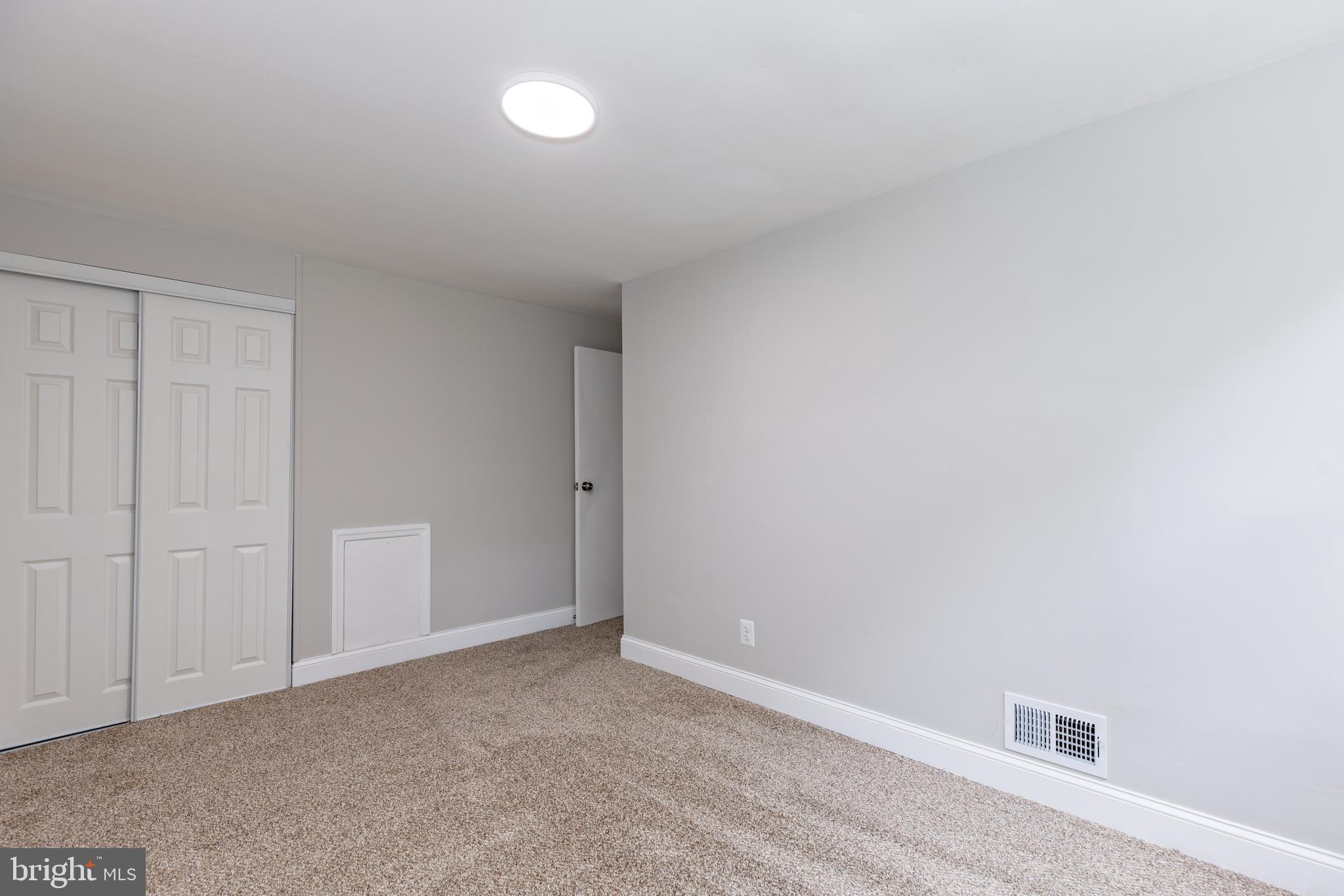 RIVERVIEW - Residential