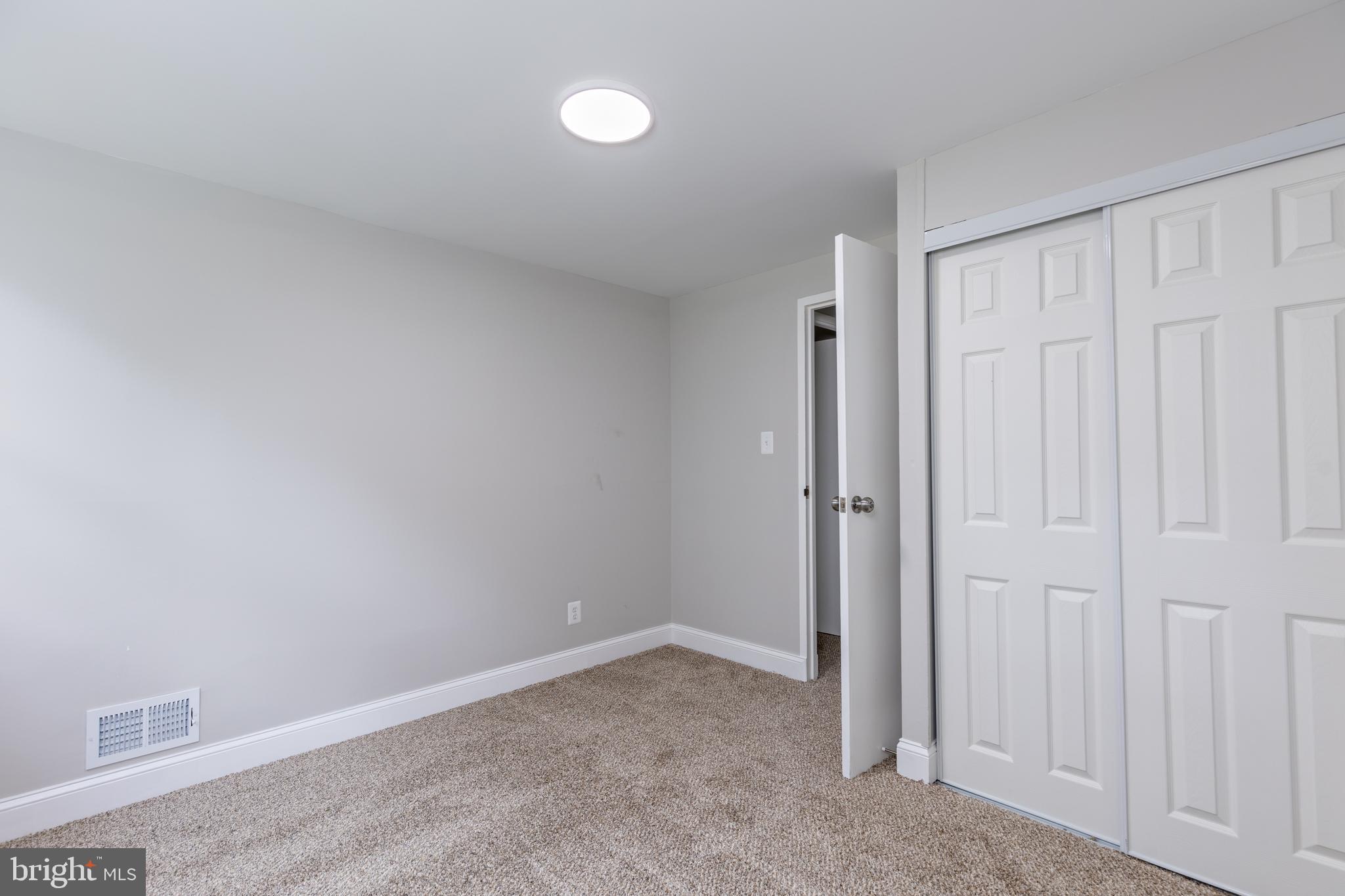 RIVERVIEW - Residential