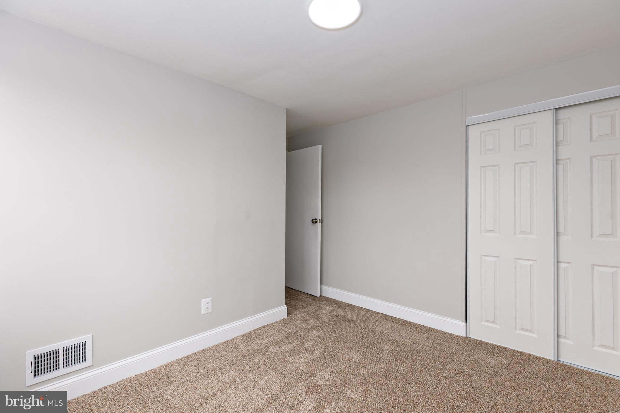 RIVERVIEW - Residential