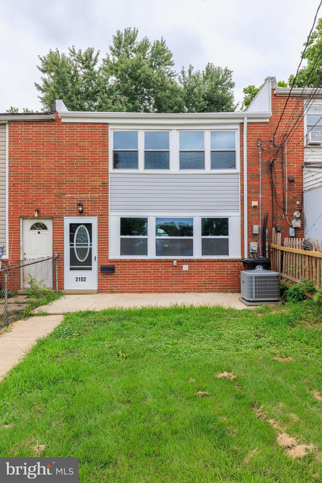 RIVERVIEW - Residential