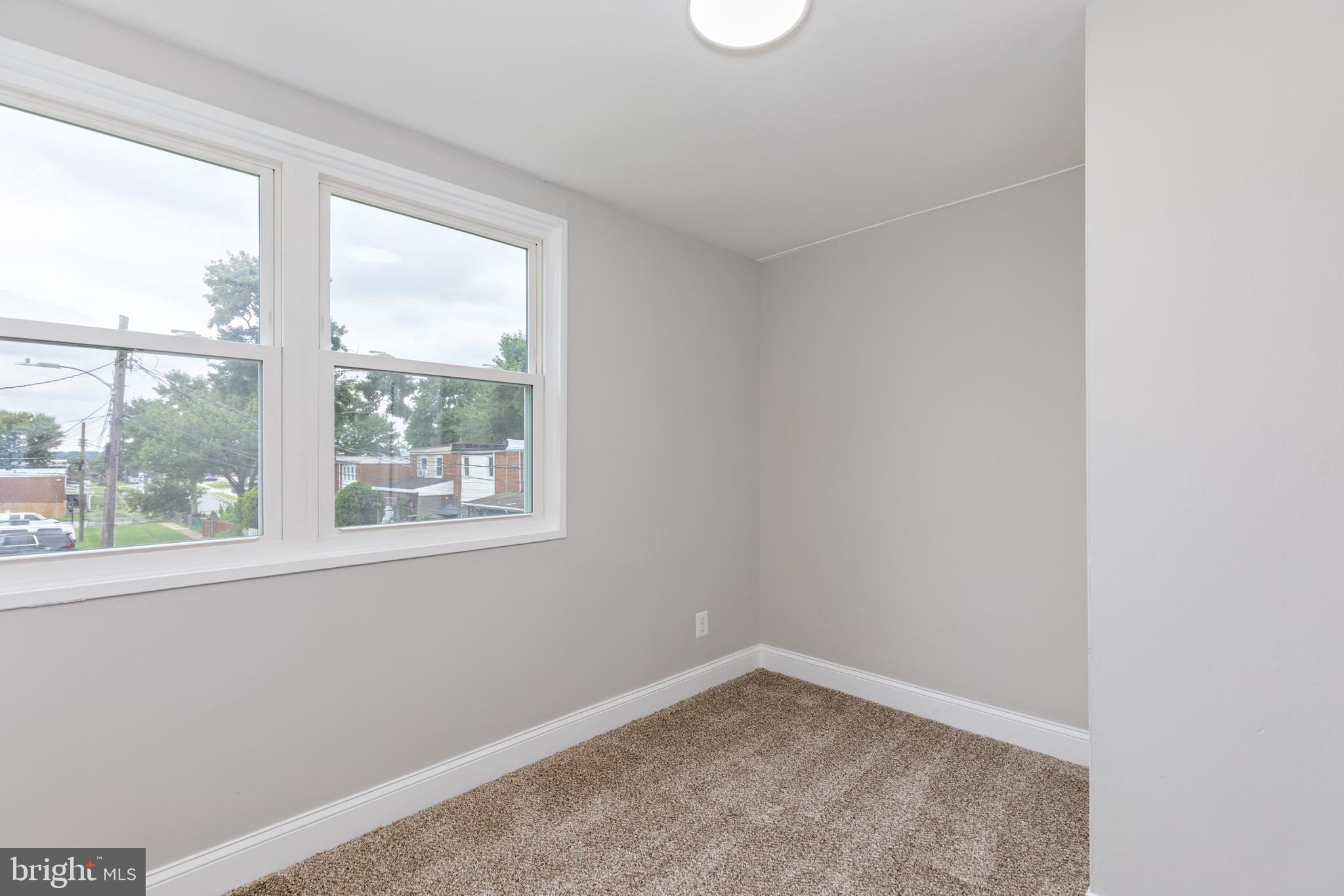 RIVERVIEW - Residential