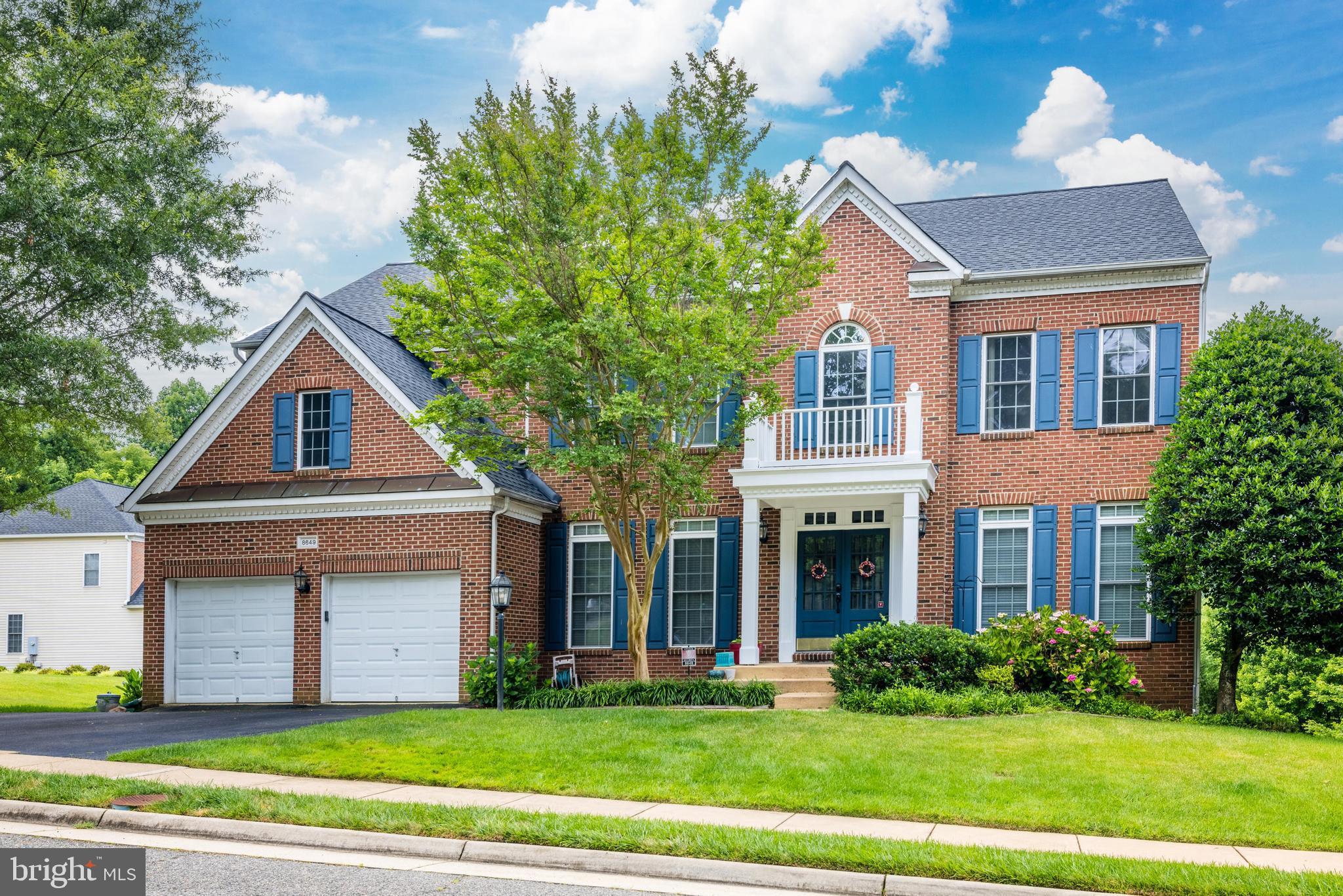 HILLSIDE MANOR - Residential