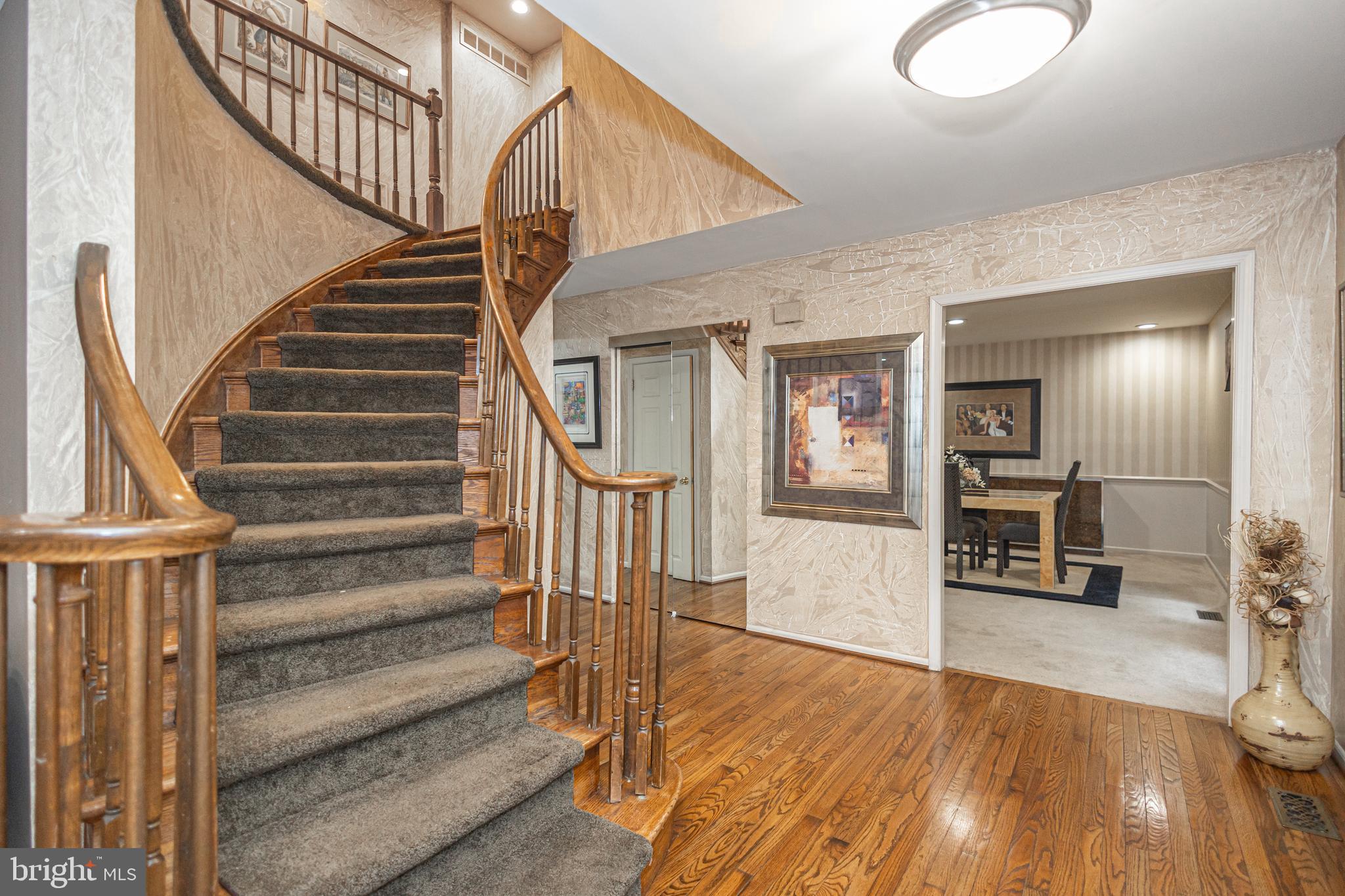 WOODLYN CROSSING - Residential