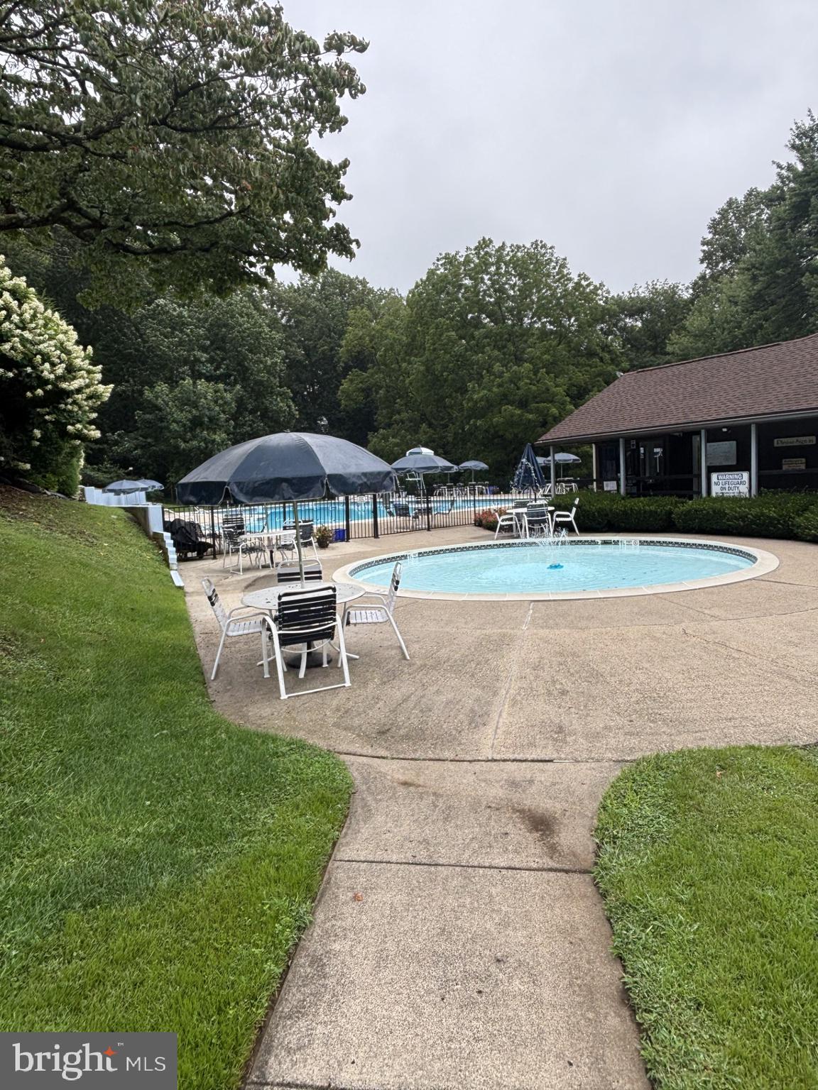 WOODLYN CROSSING - Residential