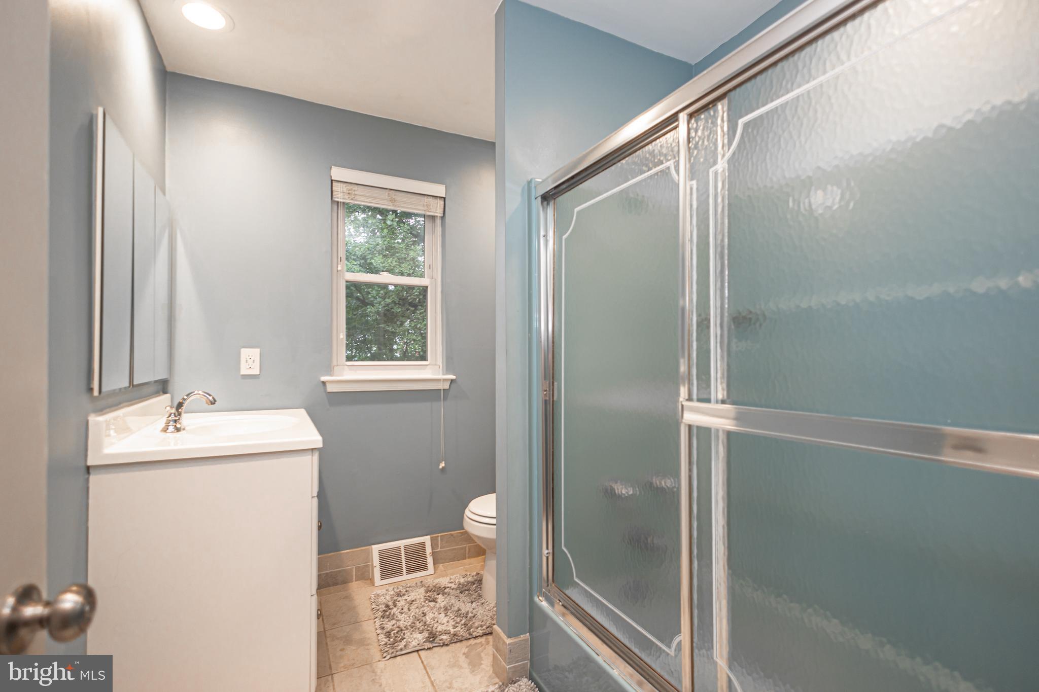 WOODLYN CROSSING - Residential