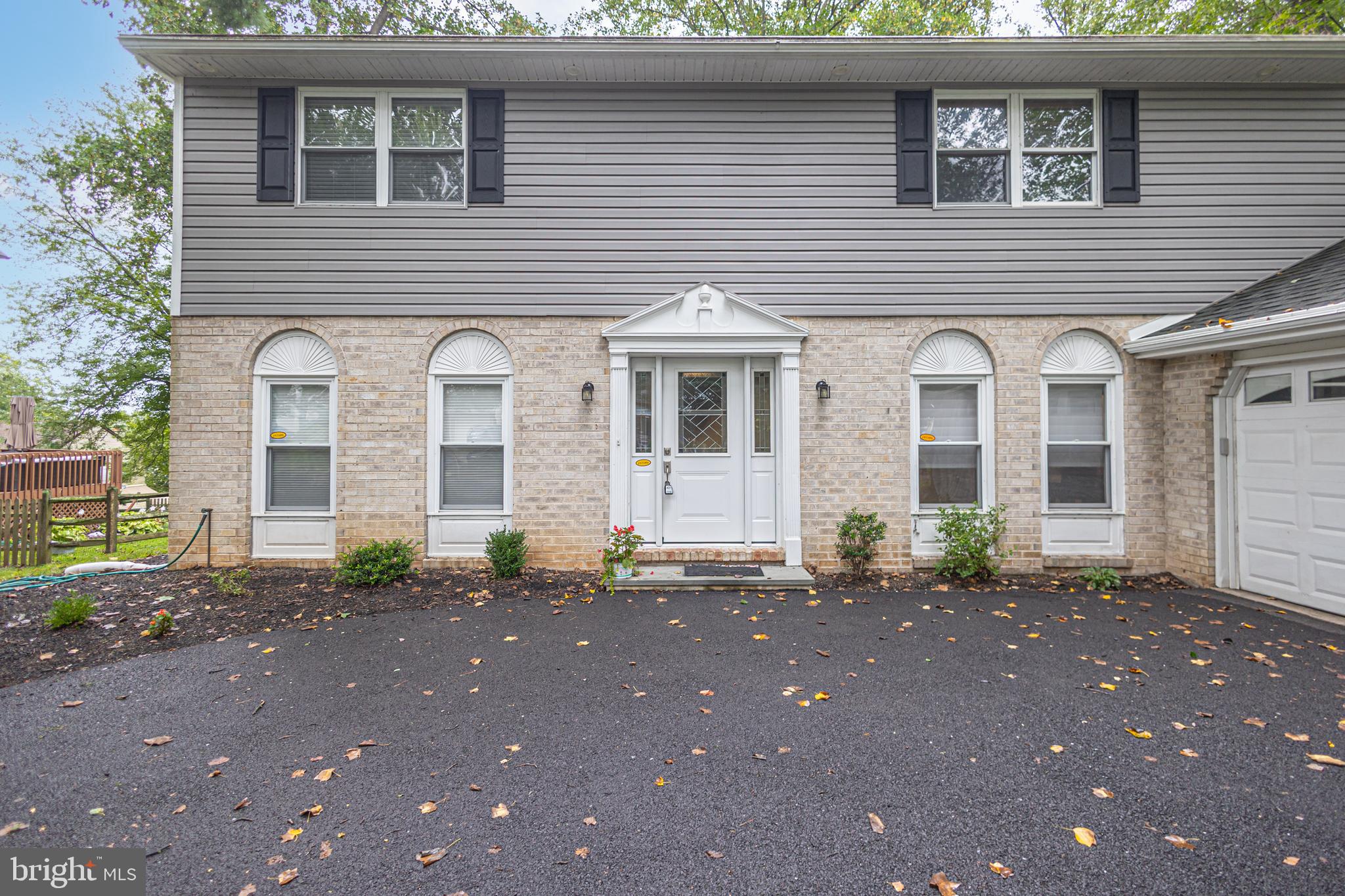 WOODLYN CROSSING - Residential