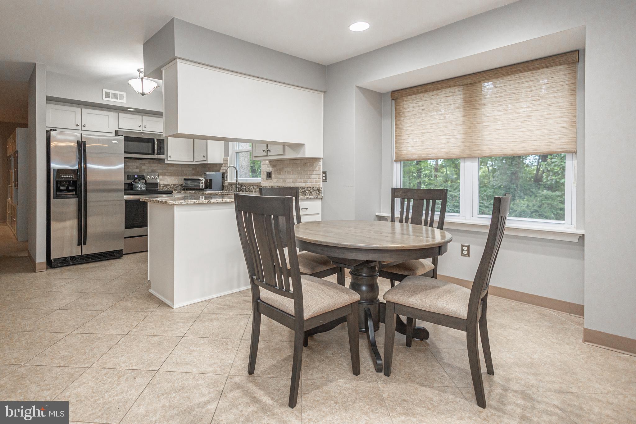 WOODLYN CROSSING - Residential