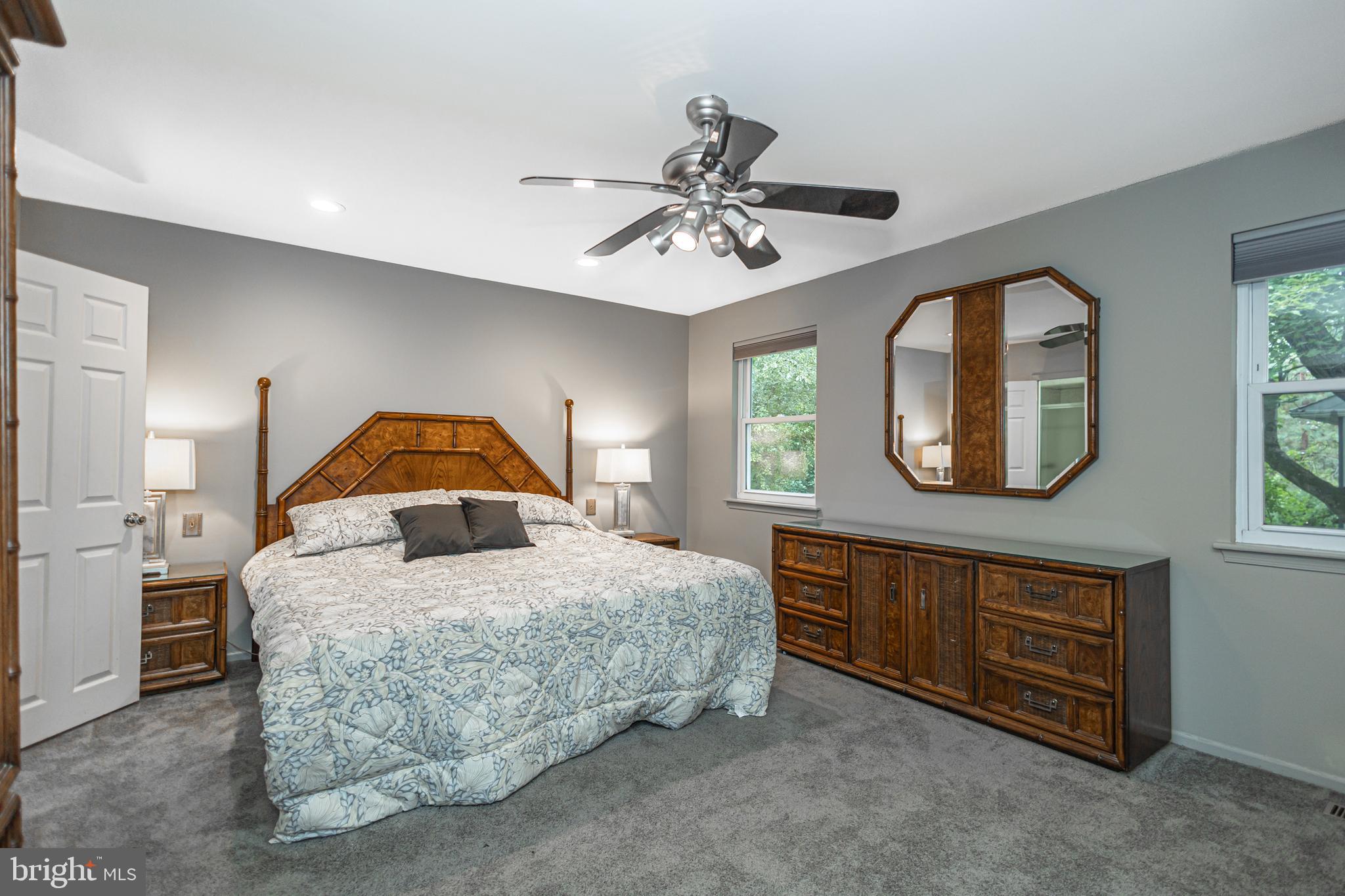 WOODLYN CROSSING - Residential