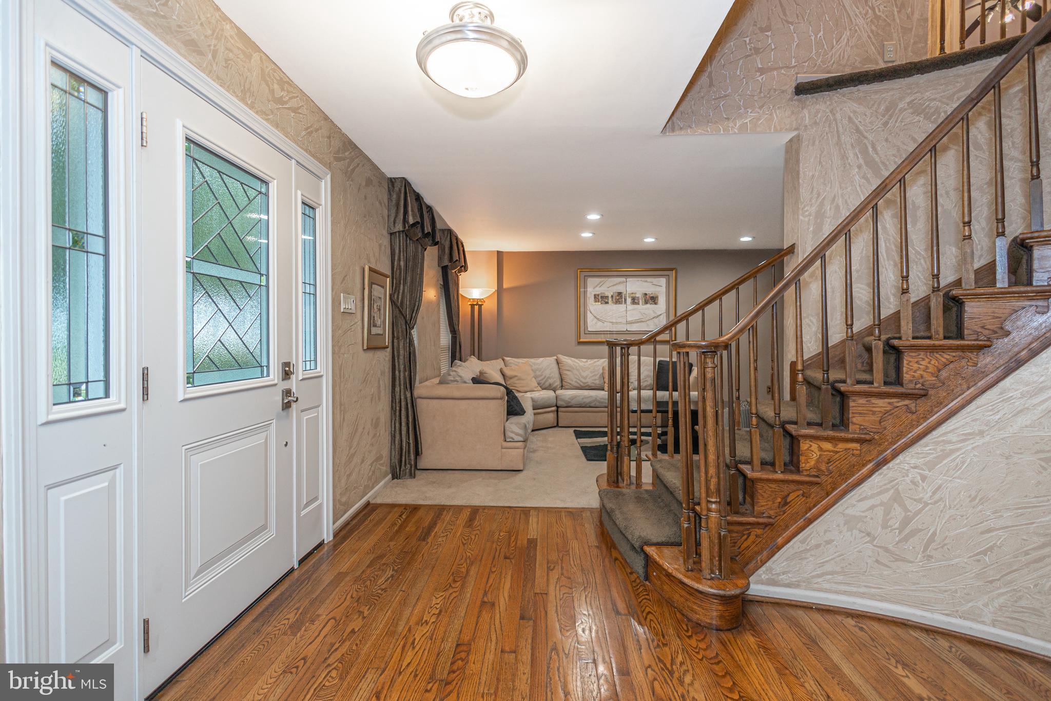 WOODLYN CROSSING - Residential