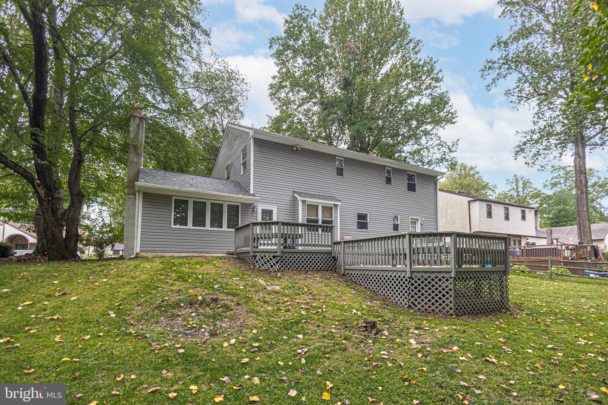 WOODLYN CROSSING - Residential