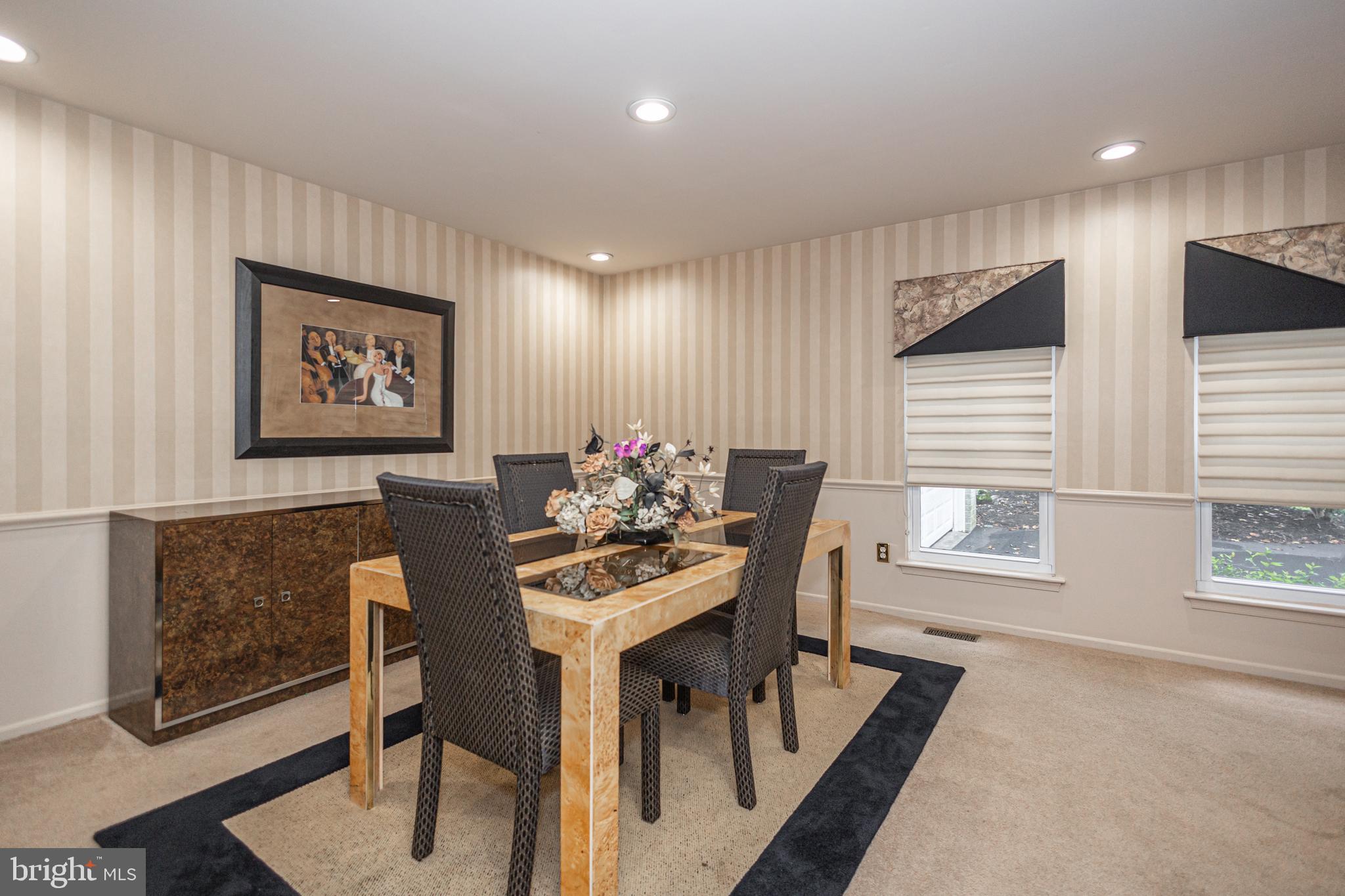 WOODLYN CROSSING - Residential