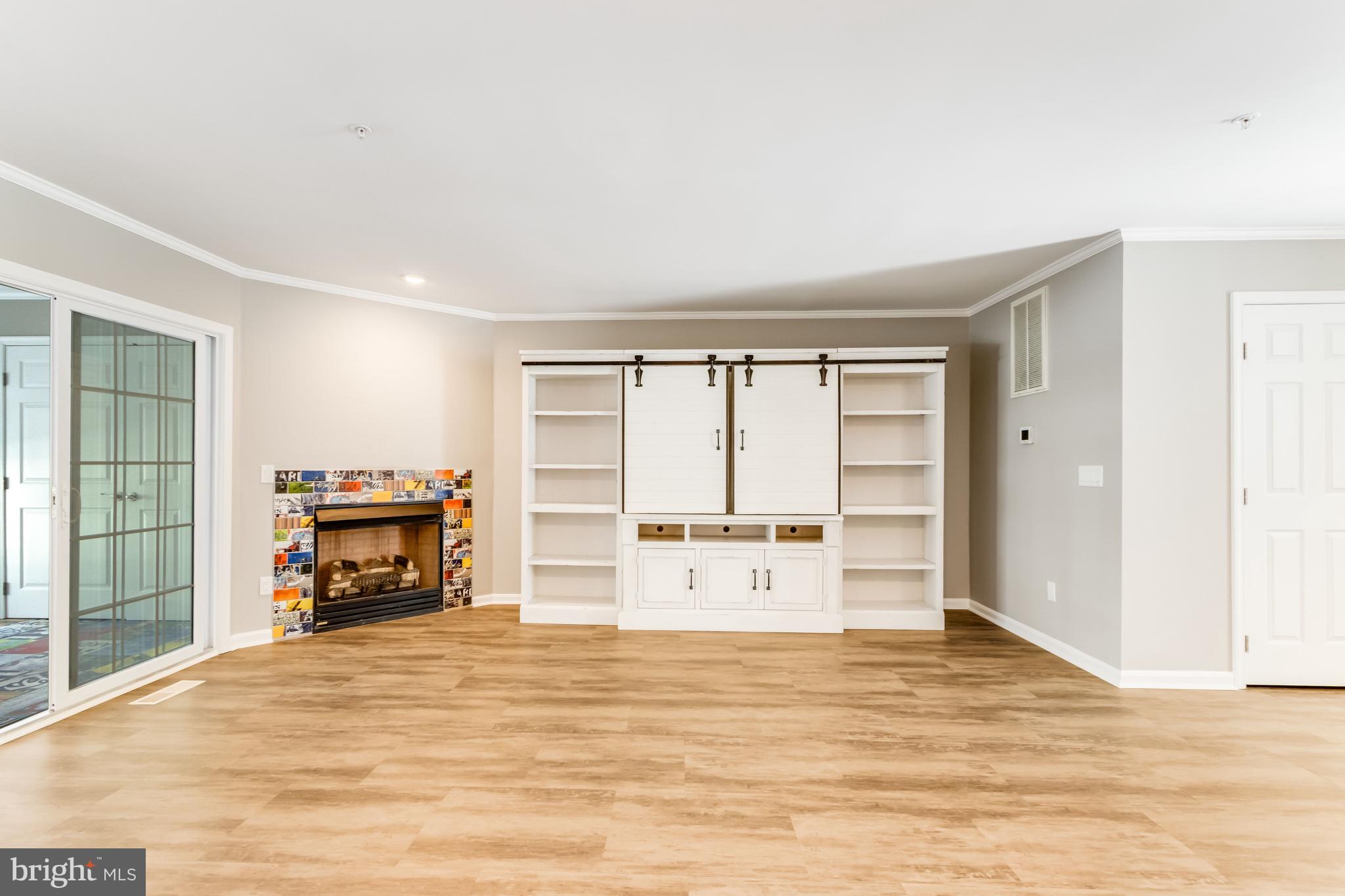 VERSAILLES - Residential