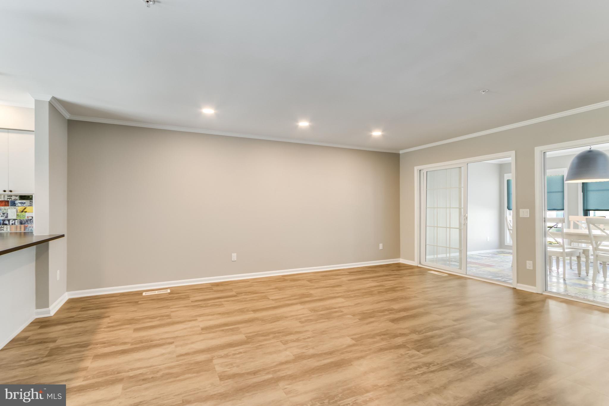 VERSAILLES - Residential