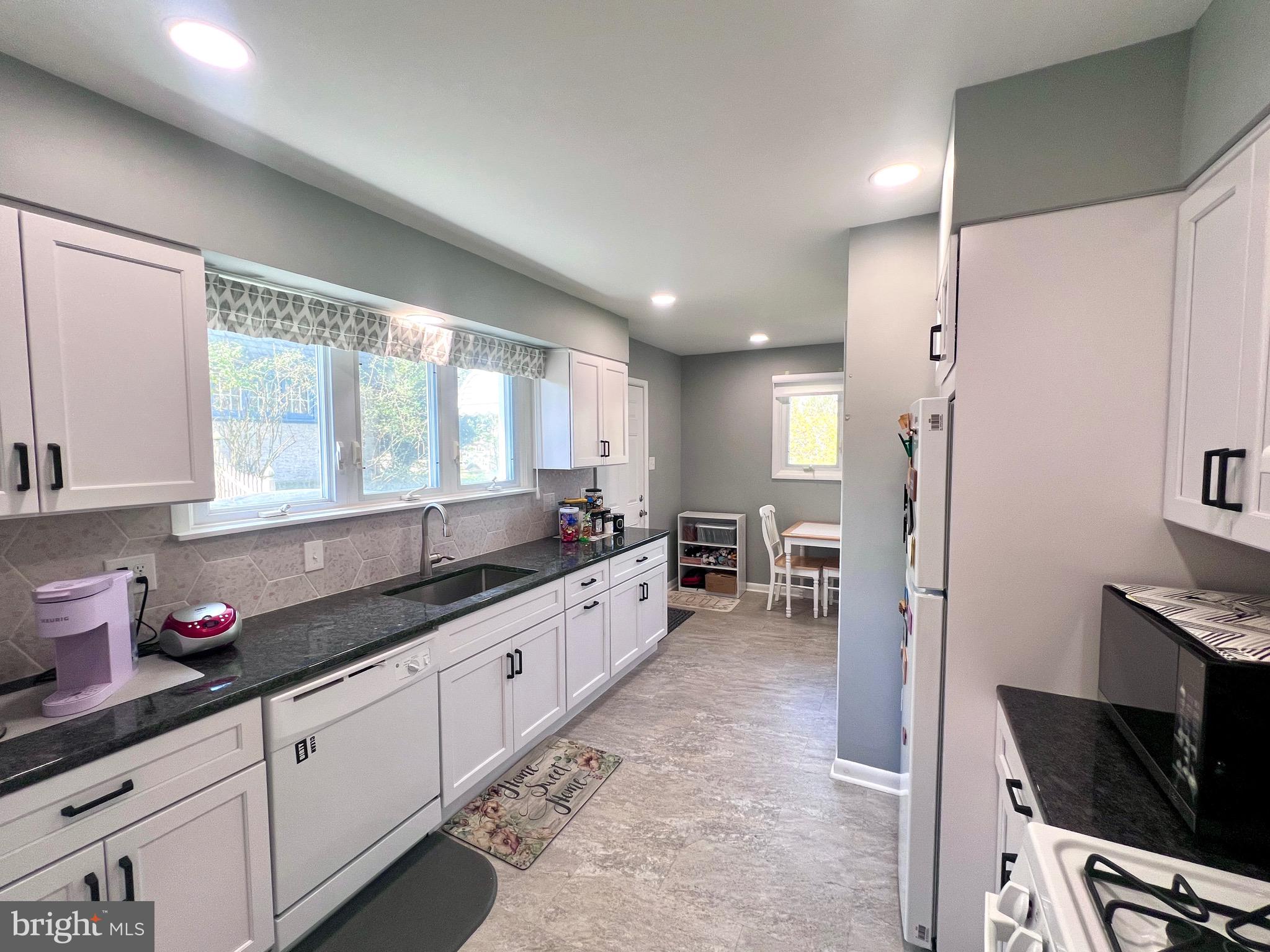 CHELTEN HILLS - Residential