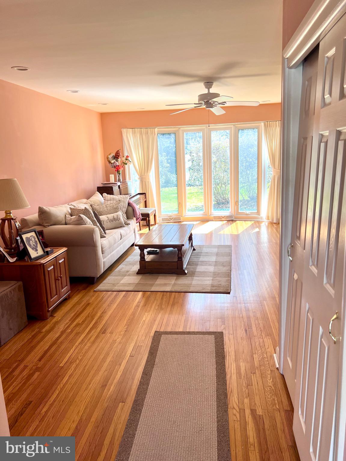 CHELTEN HILLS - Residential