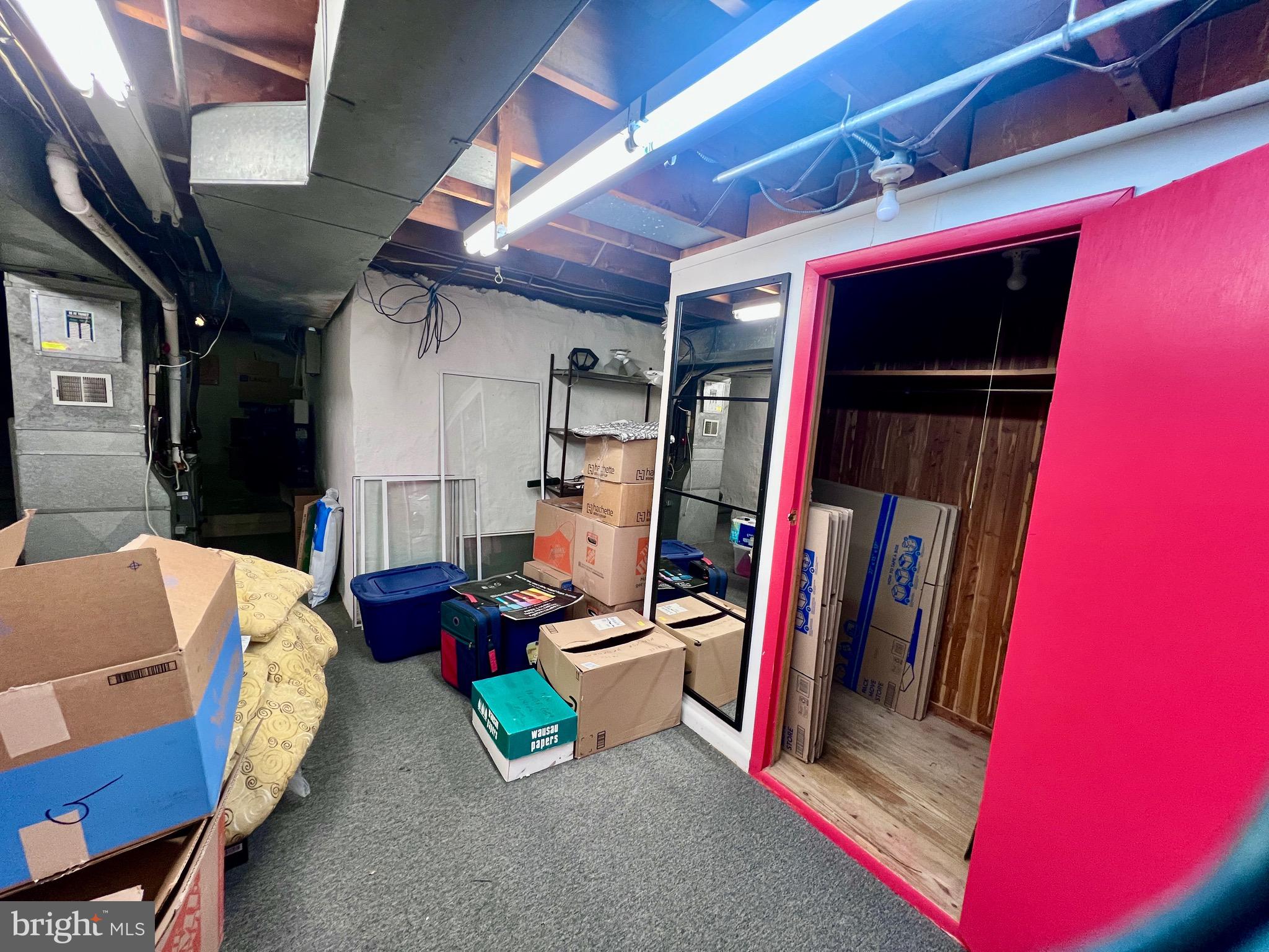 CHELTEN HILLS - Residential