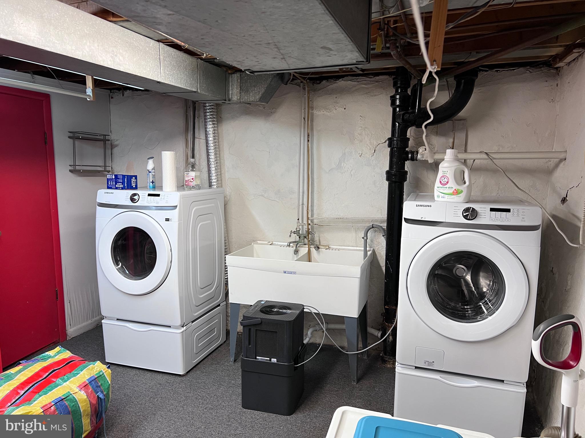 CHELTEN HILLS - Residential