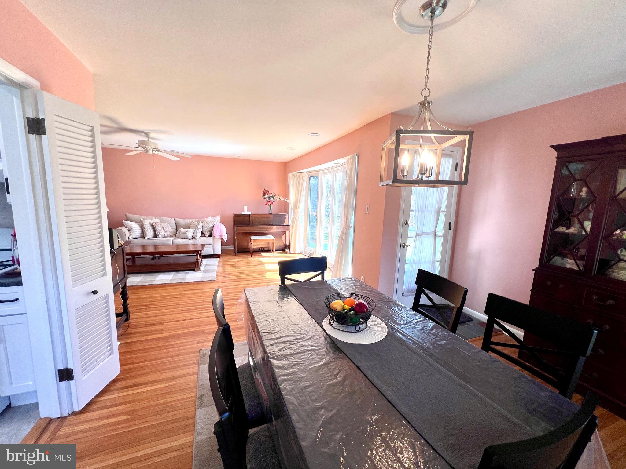 CHELTEN HILLS - Residential