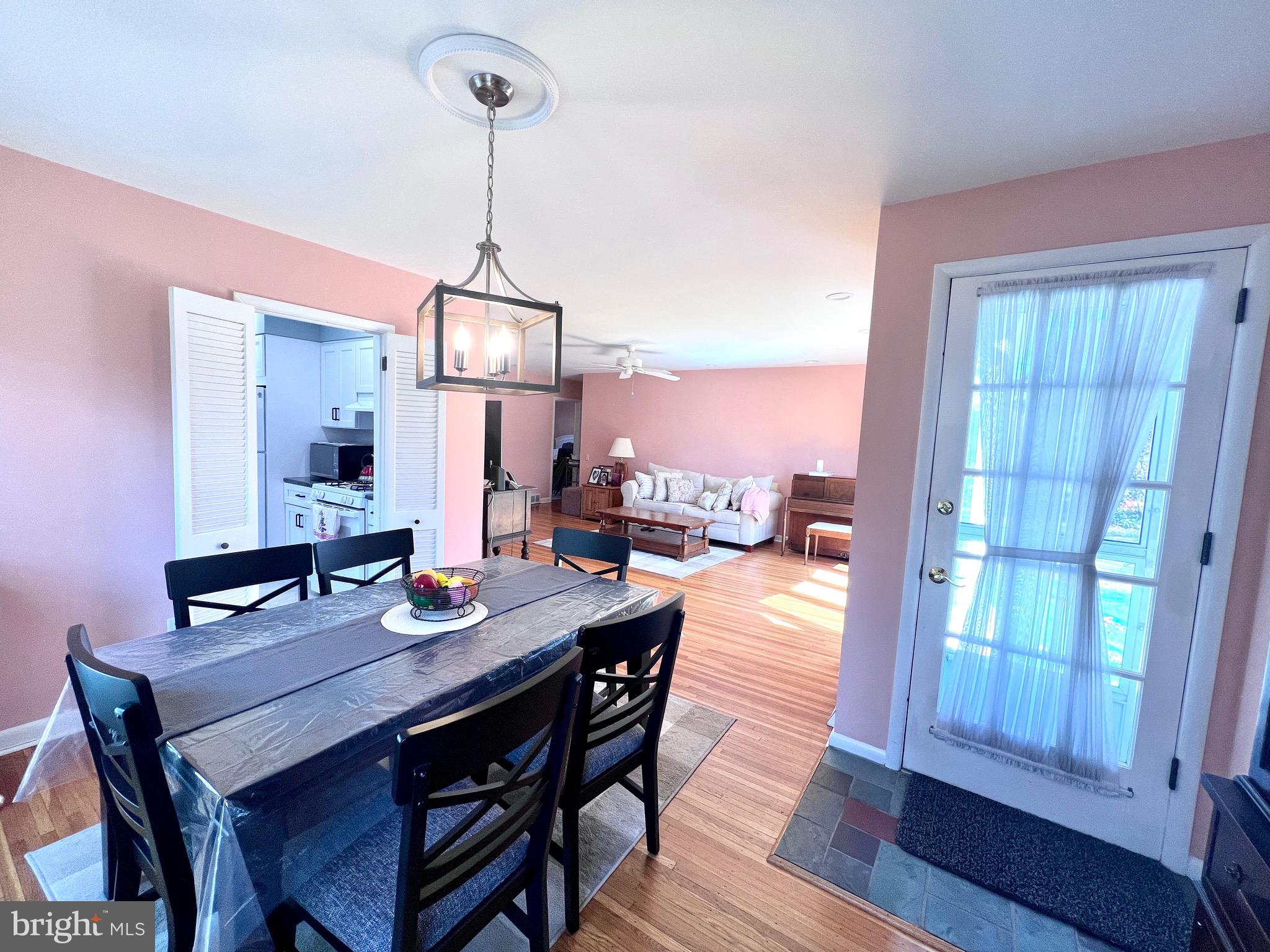 CHELTEN HILLS - Residential