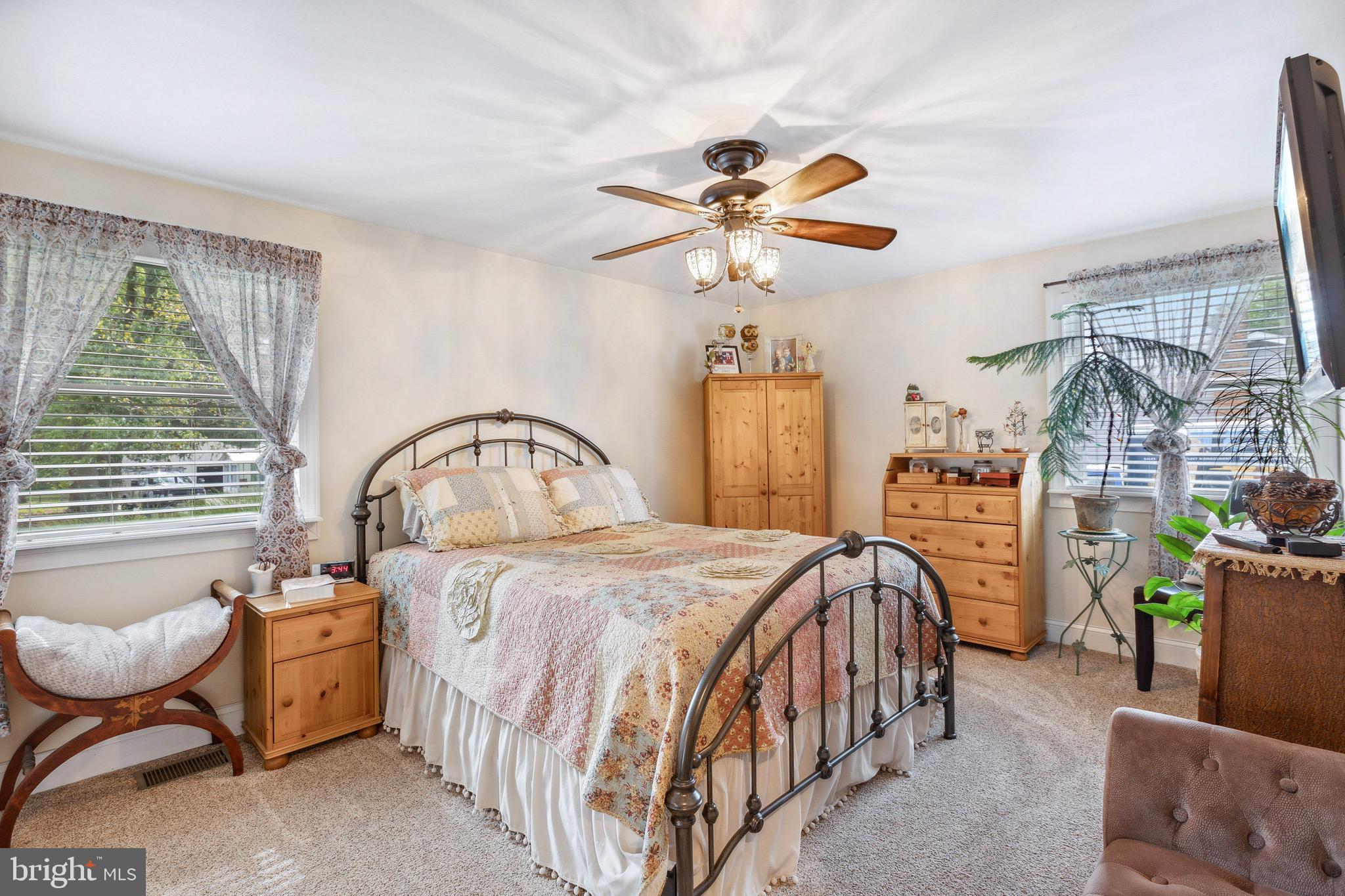 VALLEY VIEW - Residential