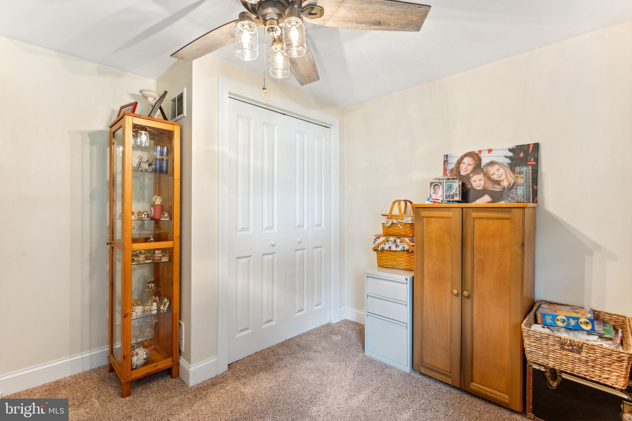 VALLEY VIEW - Residential