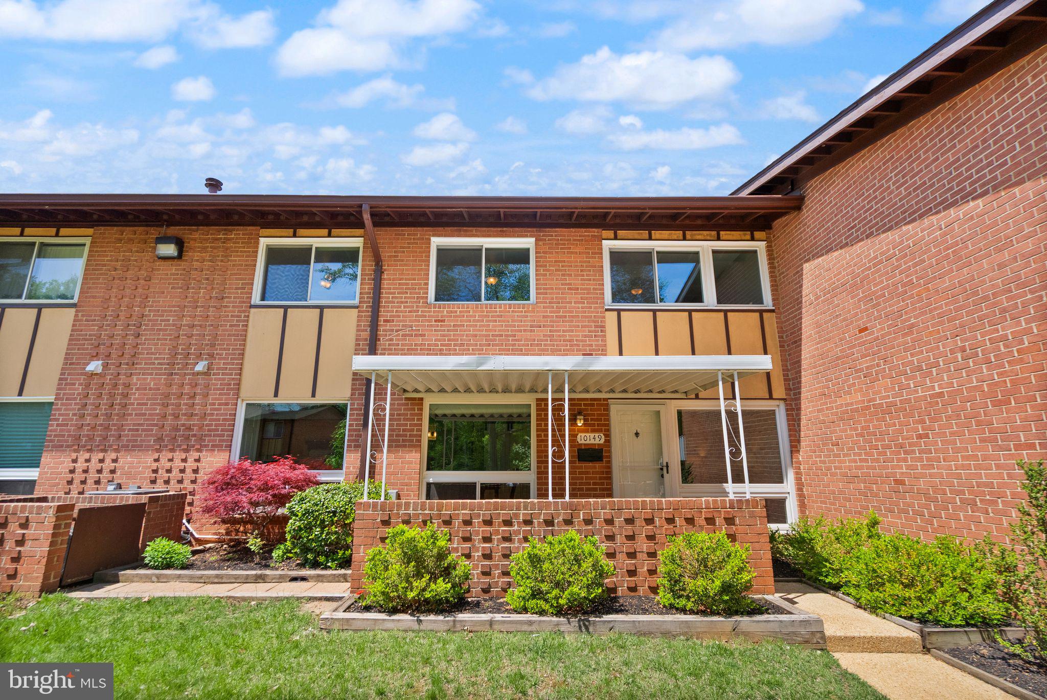 10149 FAIR WOODS DRIVE