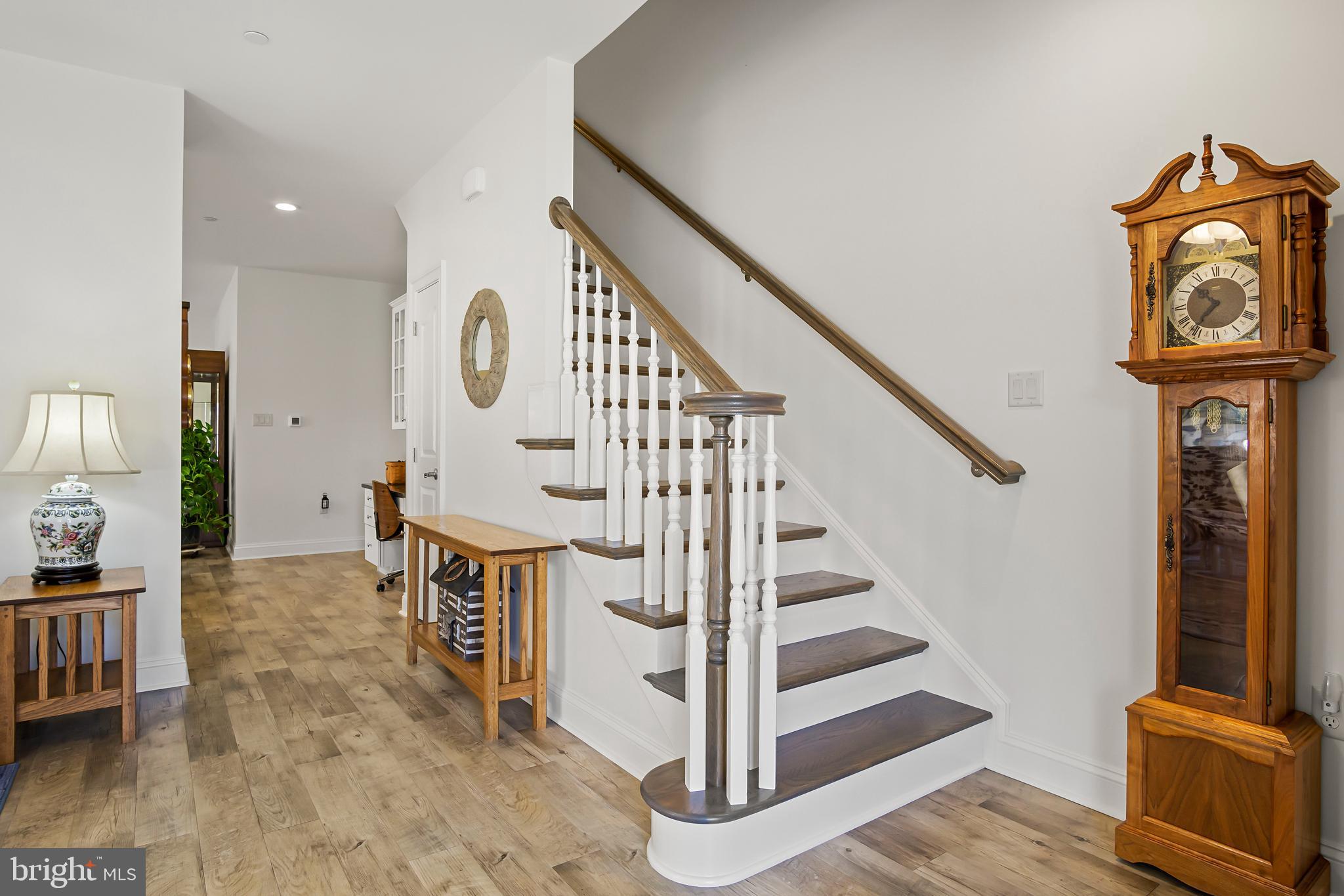 EMERALD POINTE - Residential