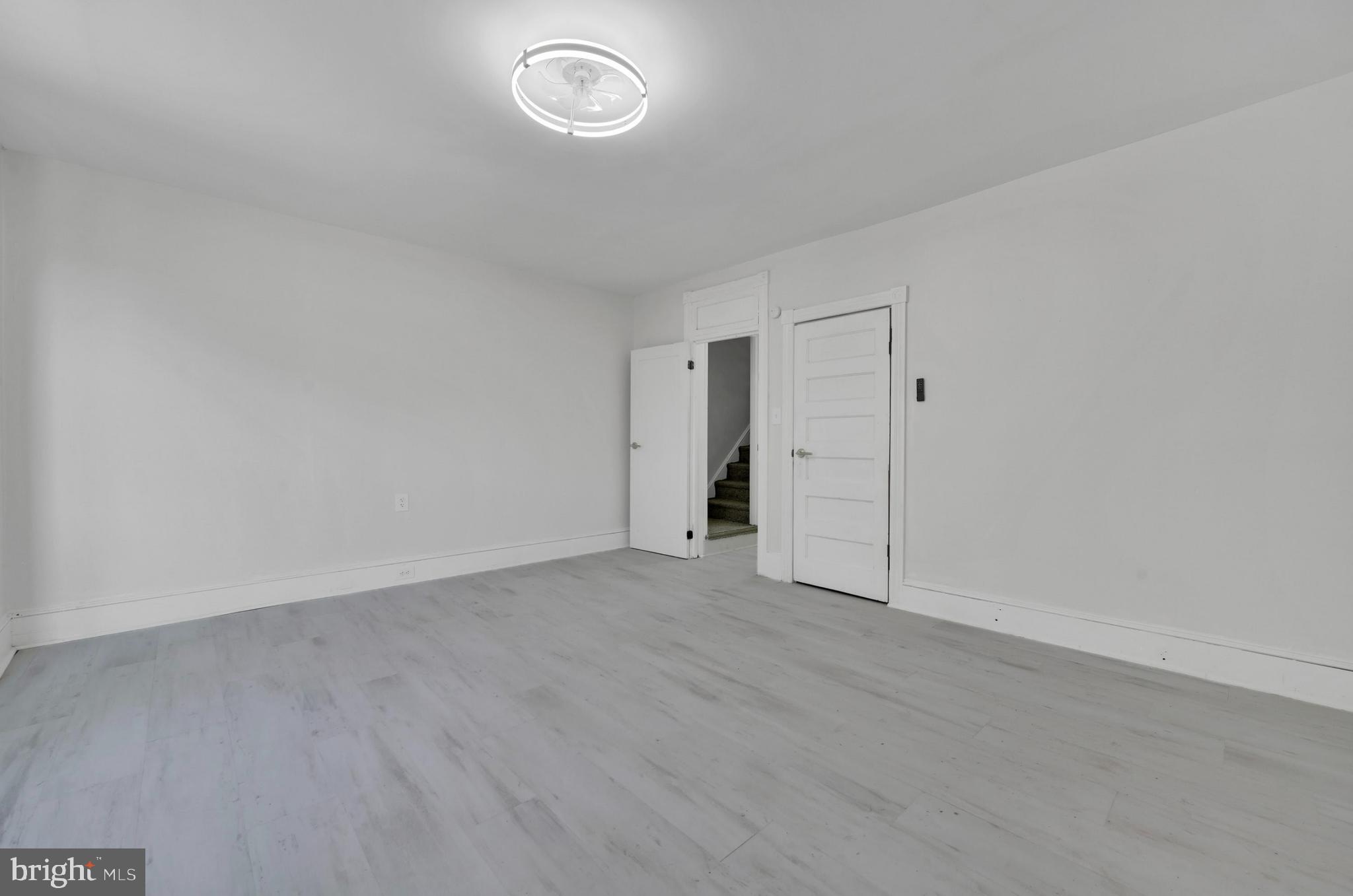 GREENWOOD HILL - Residential