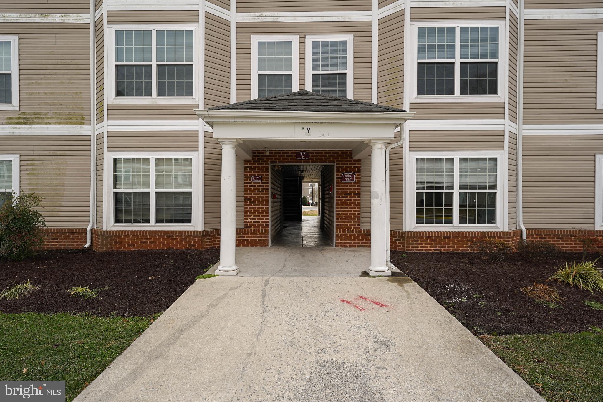 30630 UMES BOULEVARD V-303