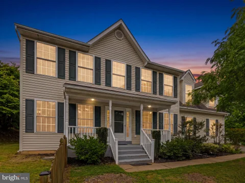 396 Driftwood Ct, Warrenton, VA MLS: VAFQ2023142