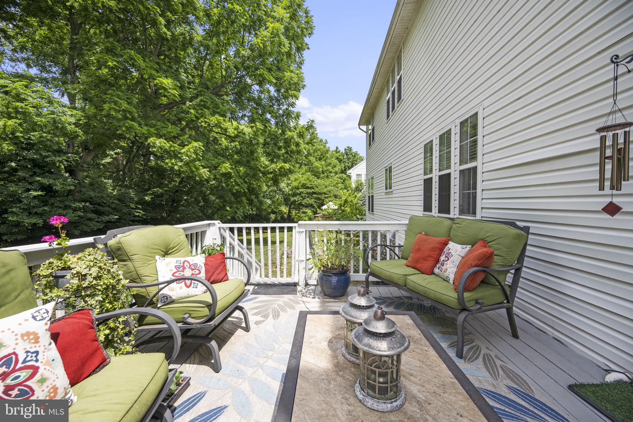 LOCUST HILL - Residential