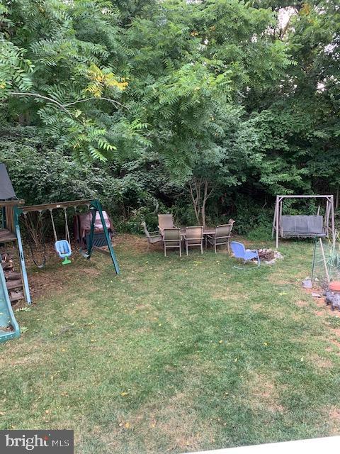 LOCUST HILL - Residential