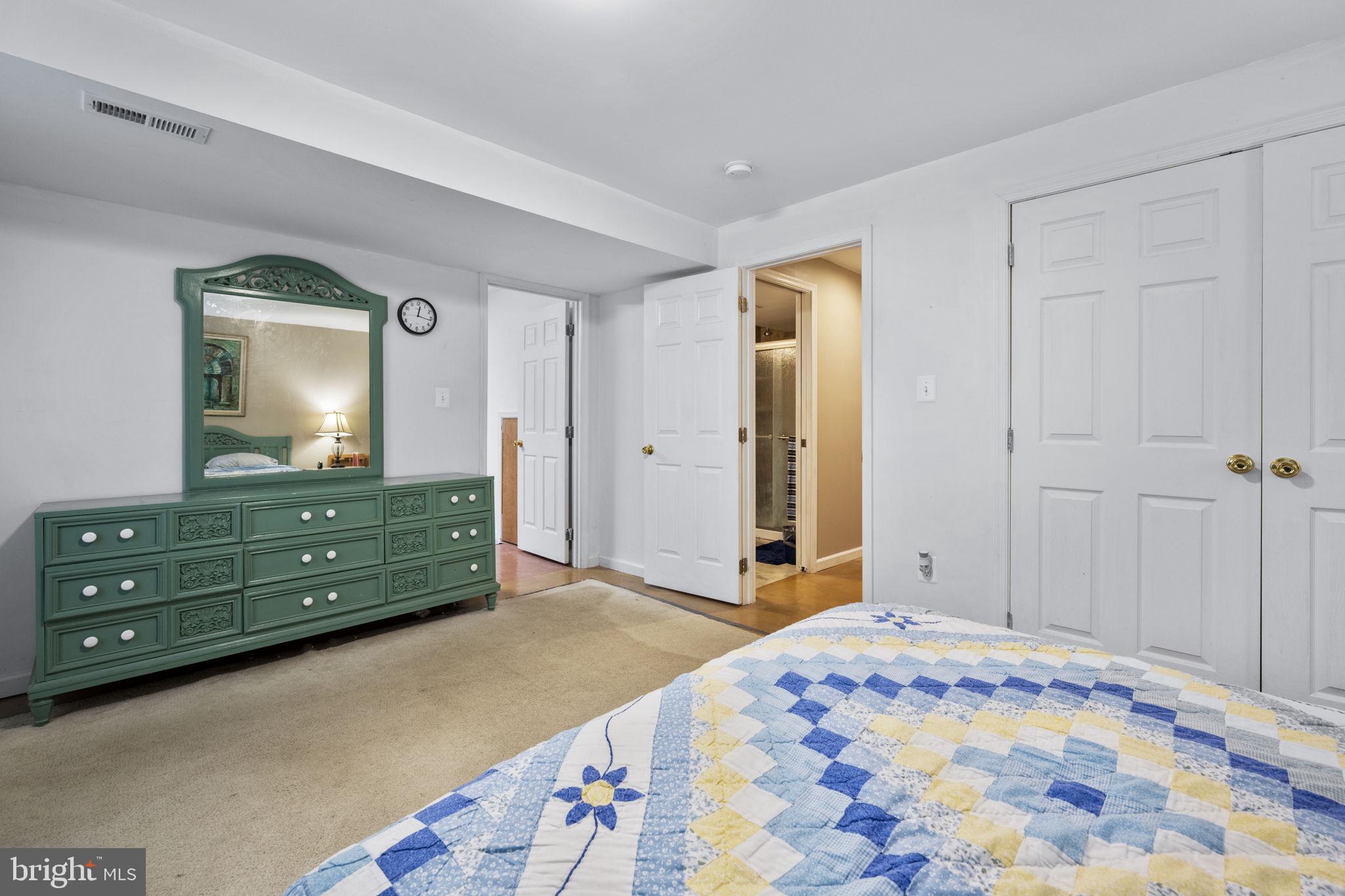 LOCUST HILL - Residential