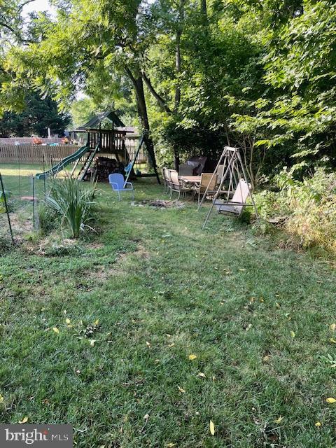 LOCUST HILL - Residential