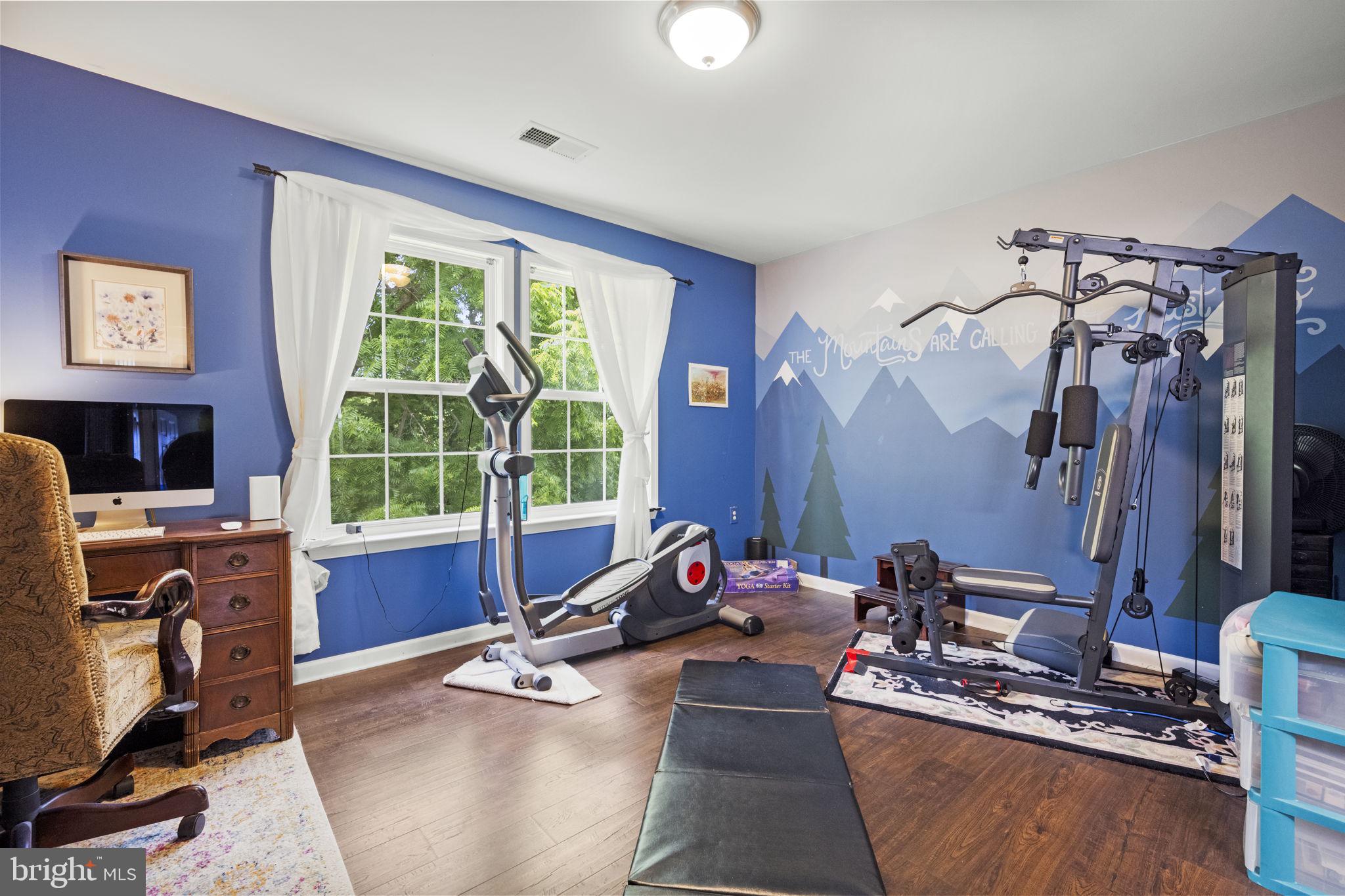 LOCUST HILL - Residential