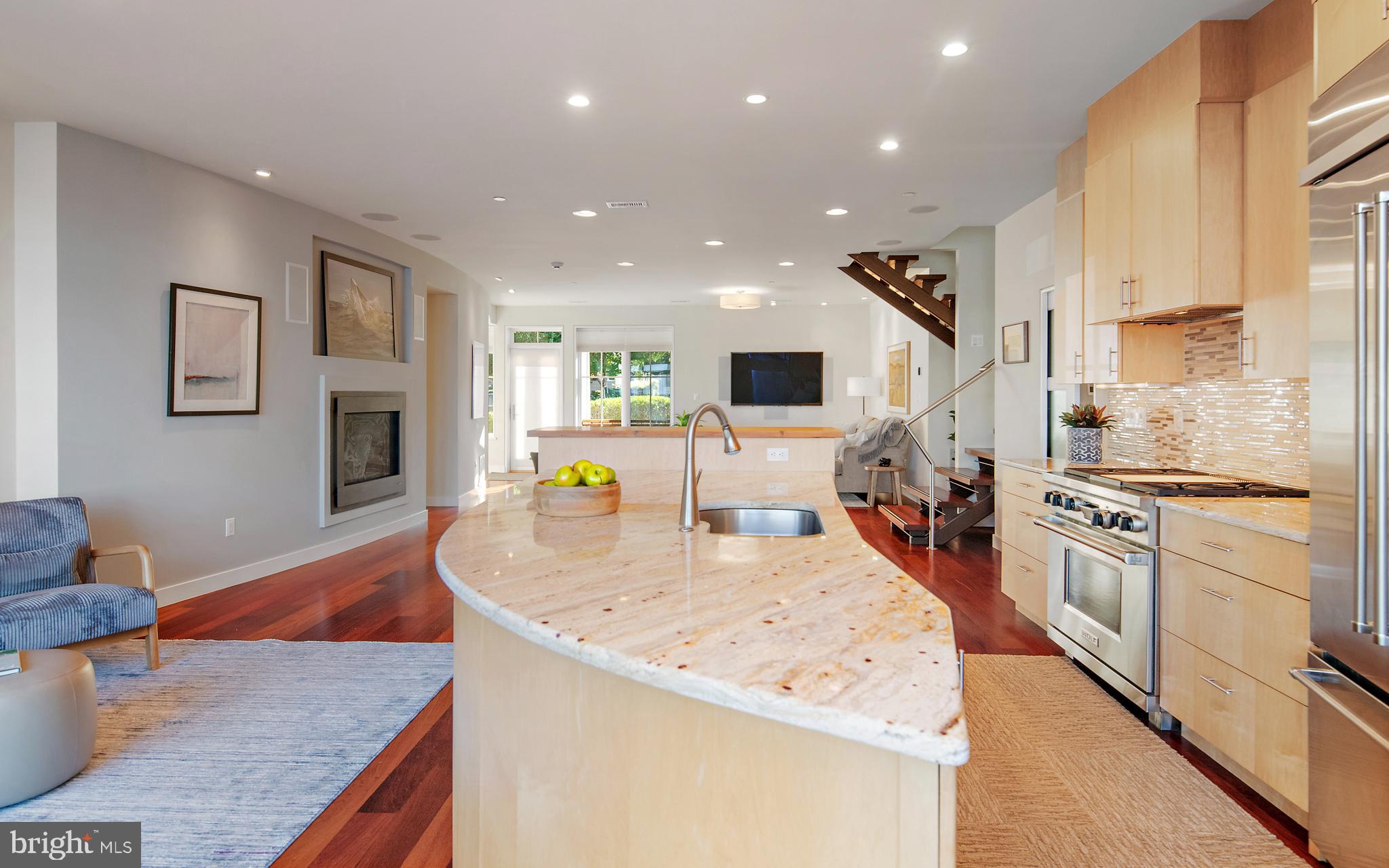 EASTPORT - Residential
