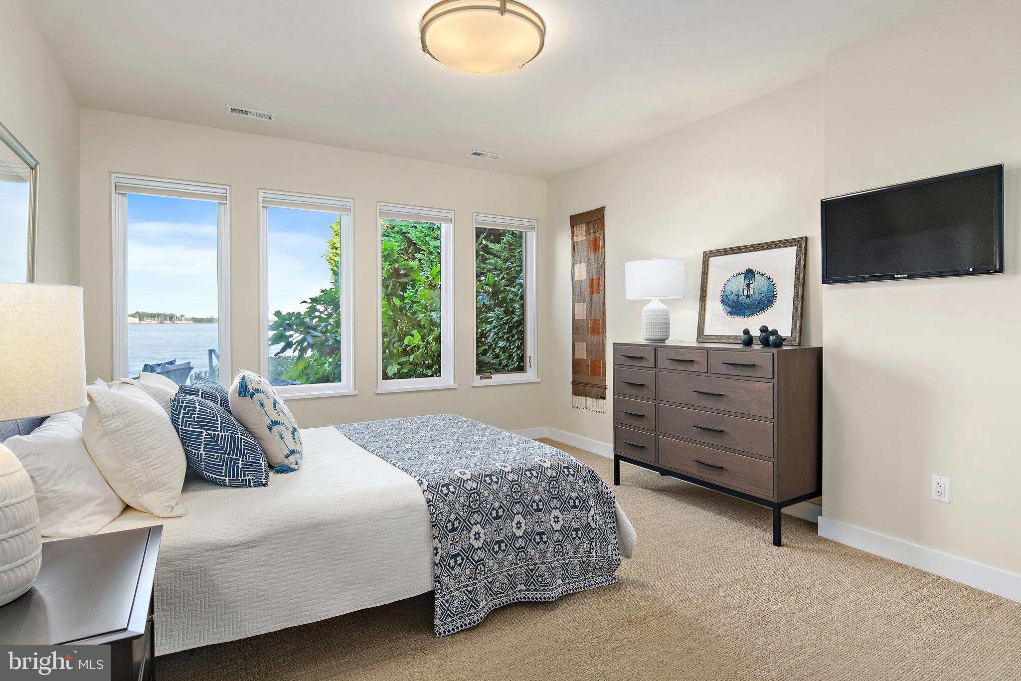 EASTPORT - Residential