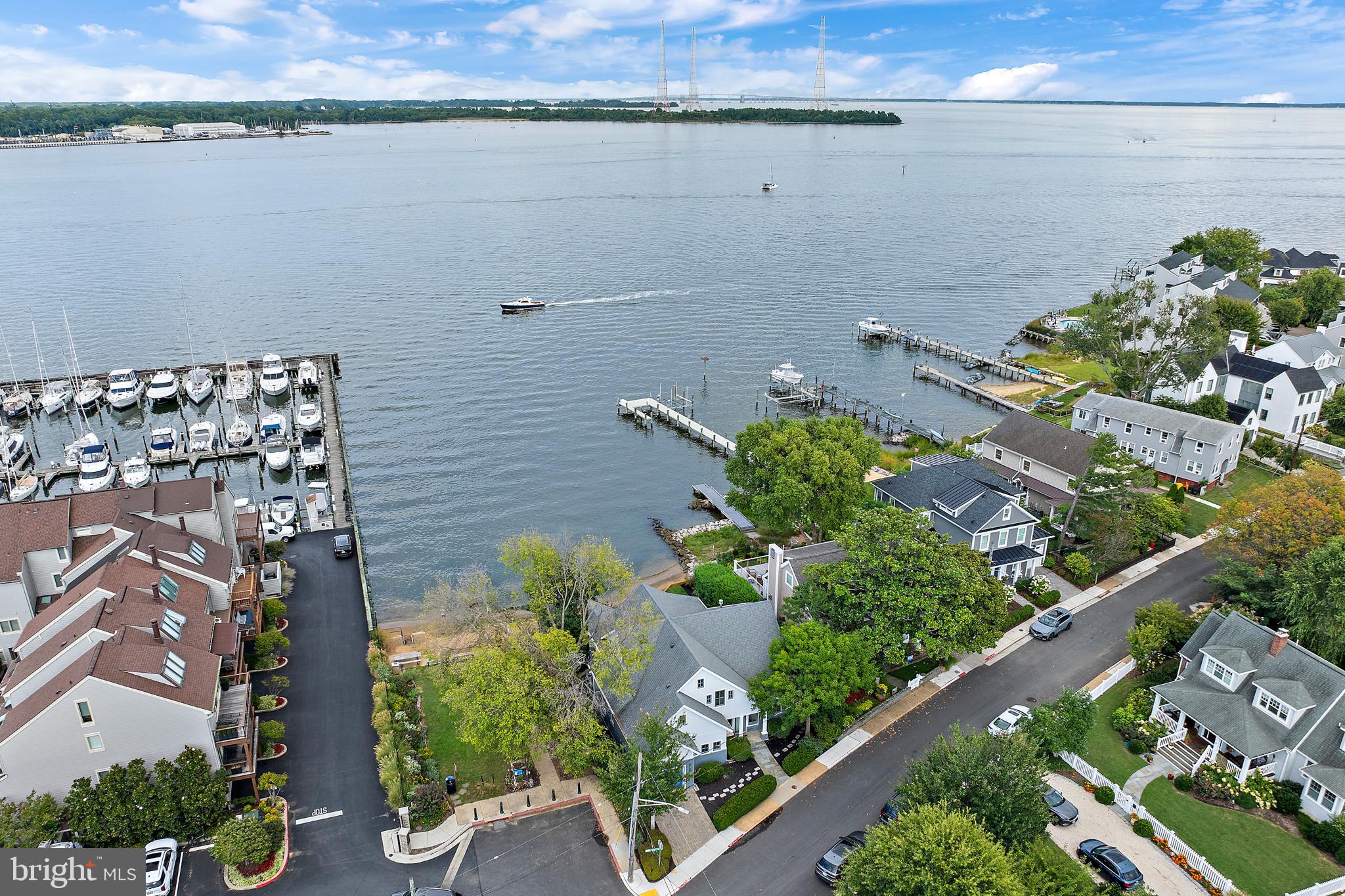 EASTPORT - Residential