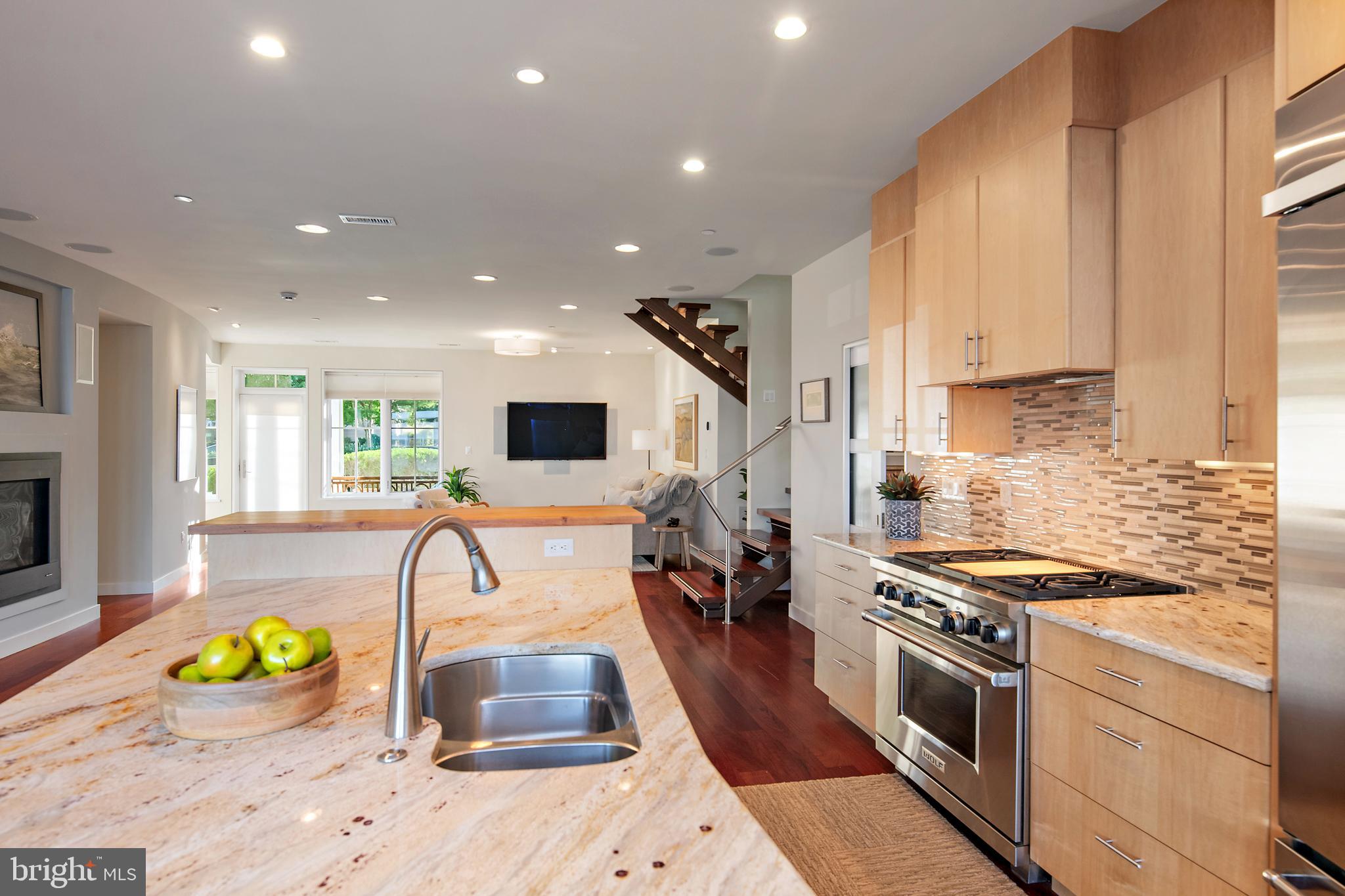 EASTPORT - Residential