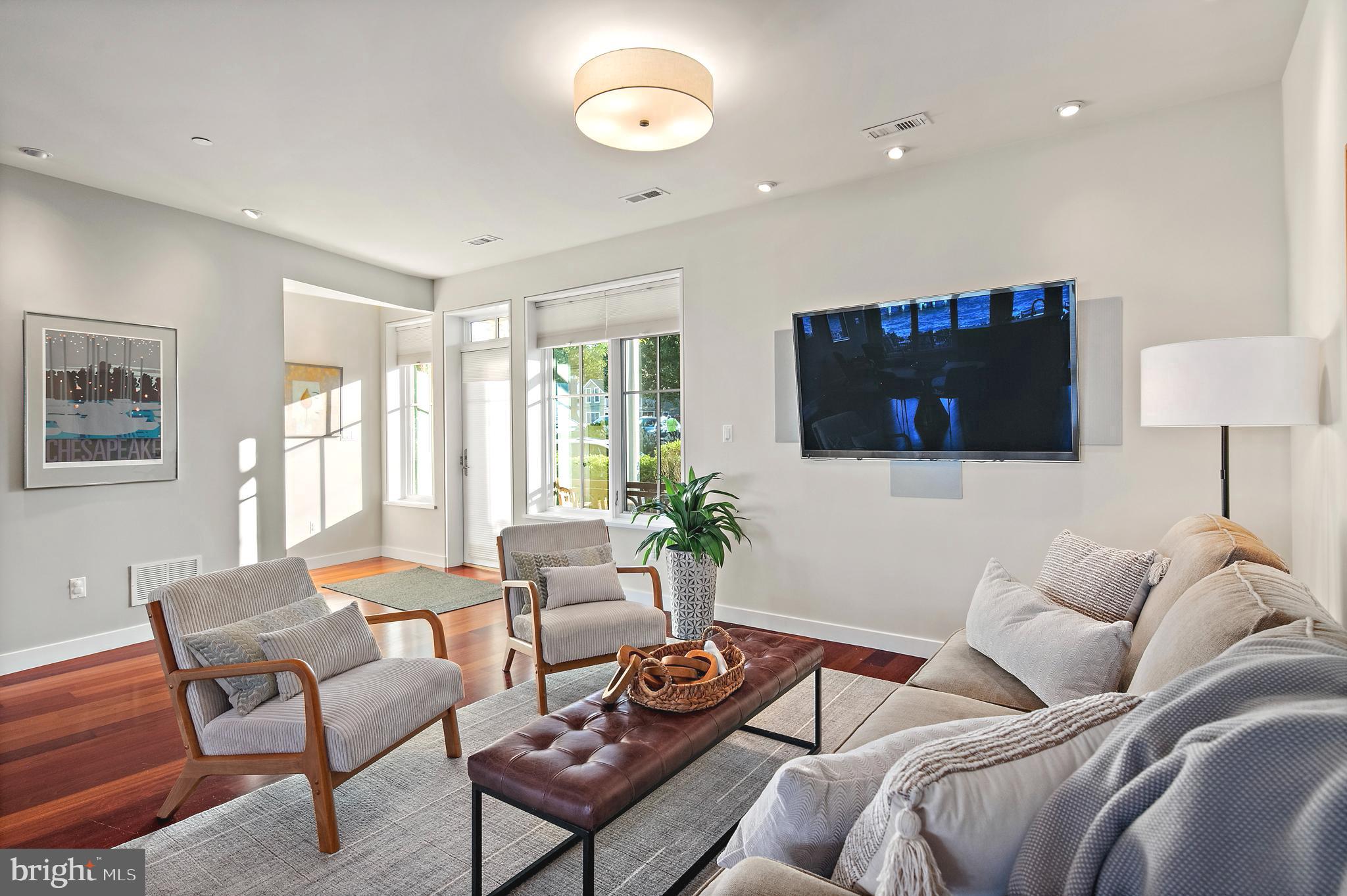 EASTPORT - Residential