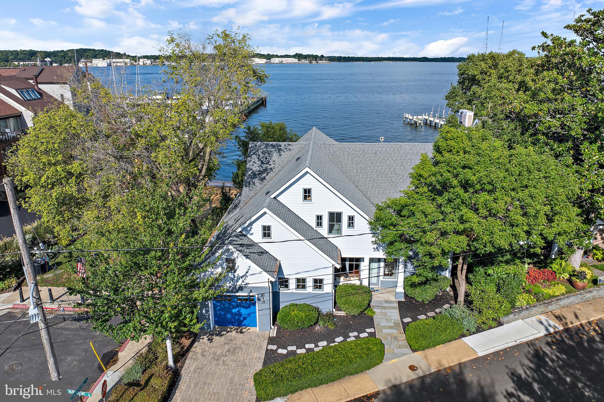 EASTPORT - Residential