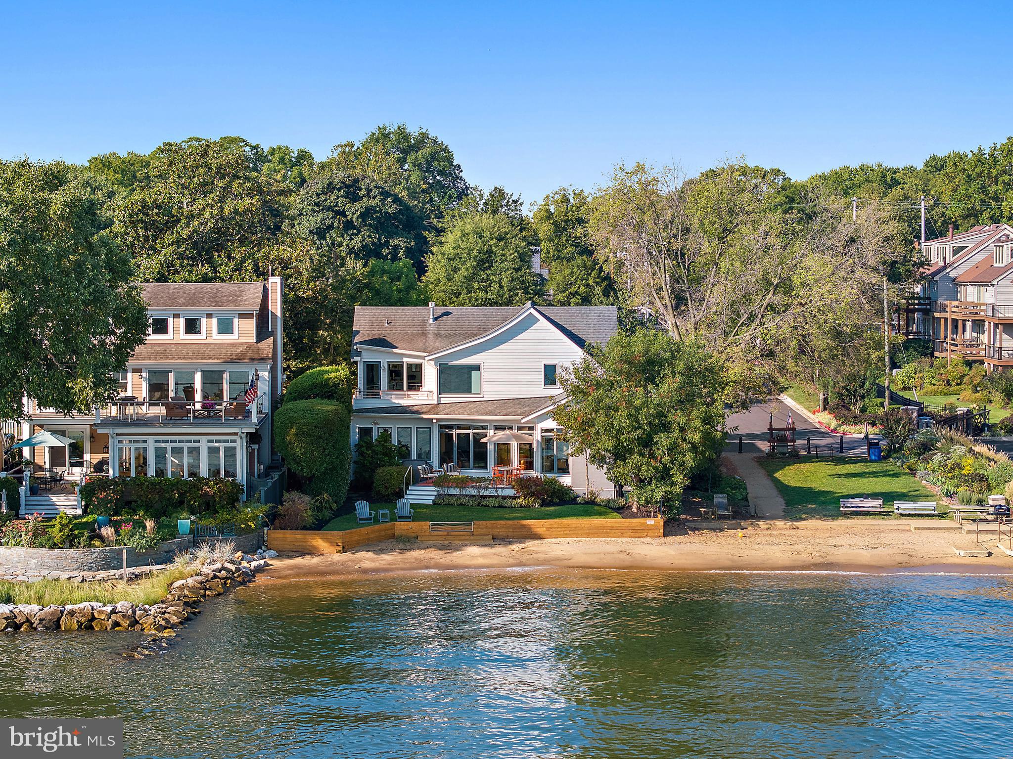 EASTPORT - Residential