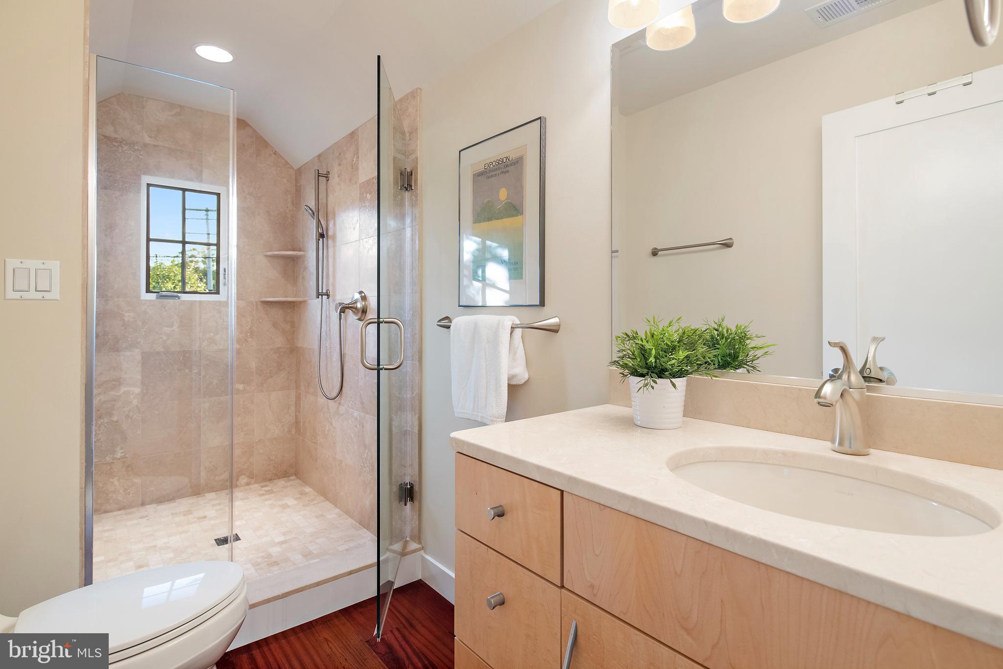 EASTPORT - Residential