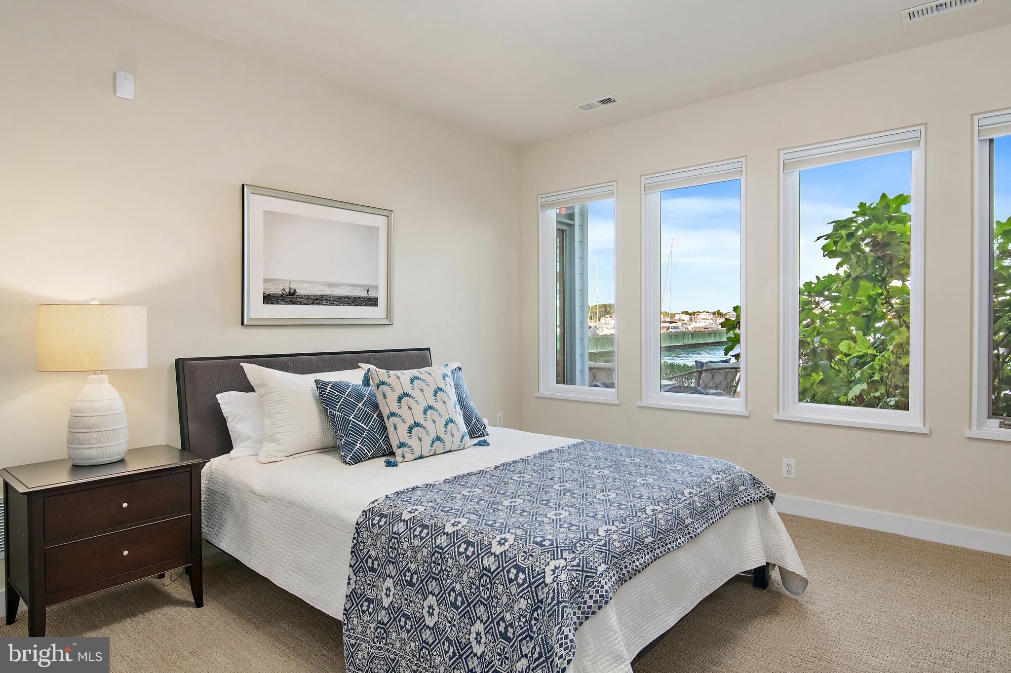 EASTPORT - Residential