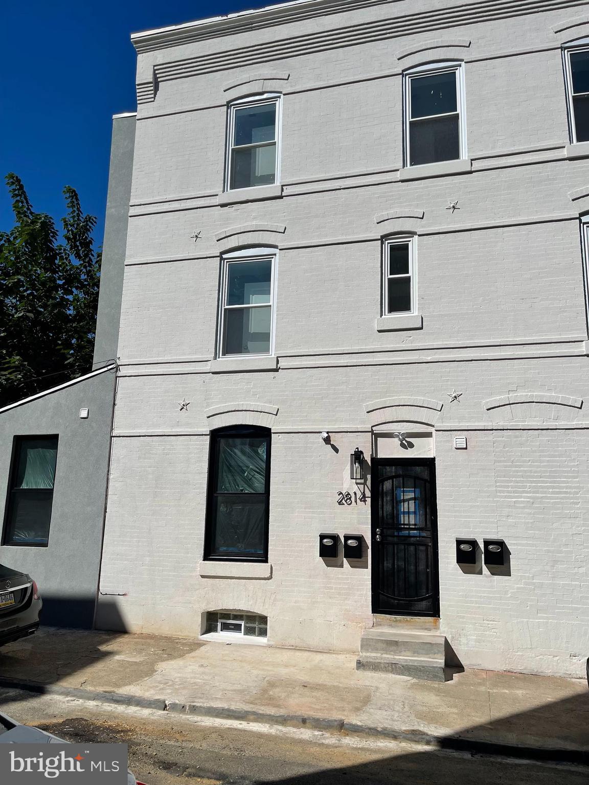 2814 W MASTER STREET UNIT B