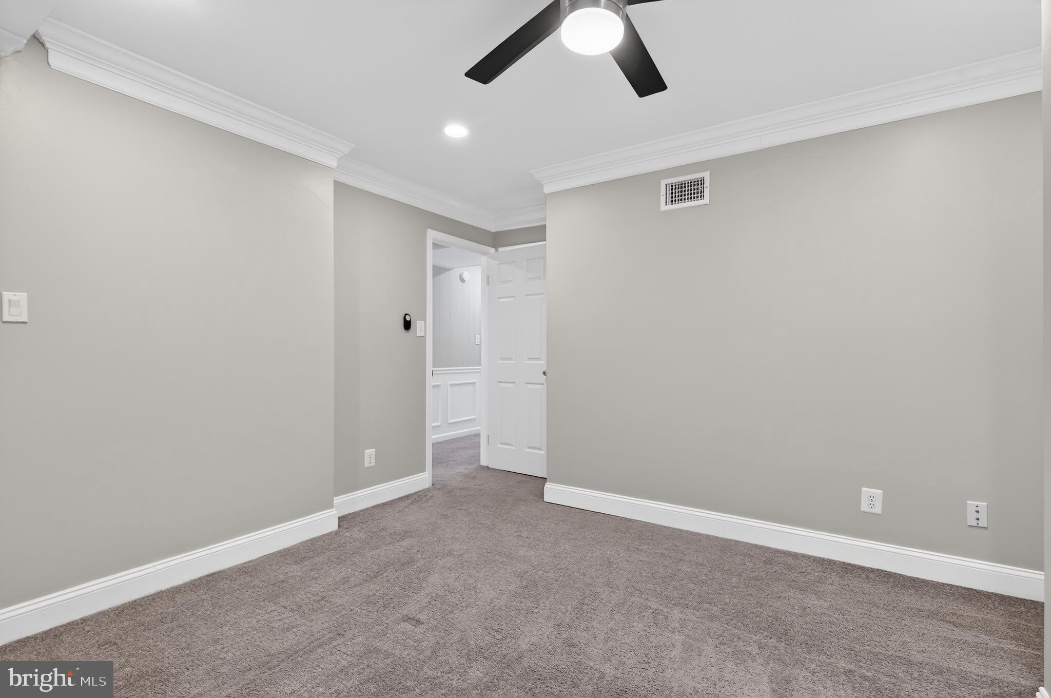 COUNTRY CREEK - Residential