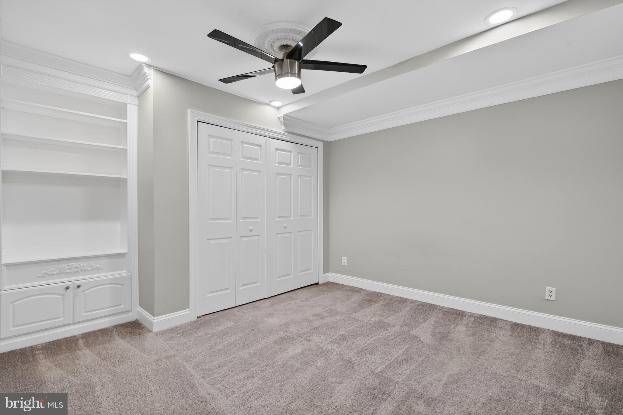 COUNTRY CREEK - Residential